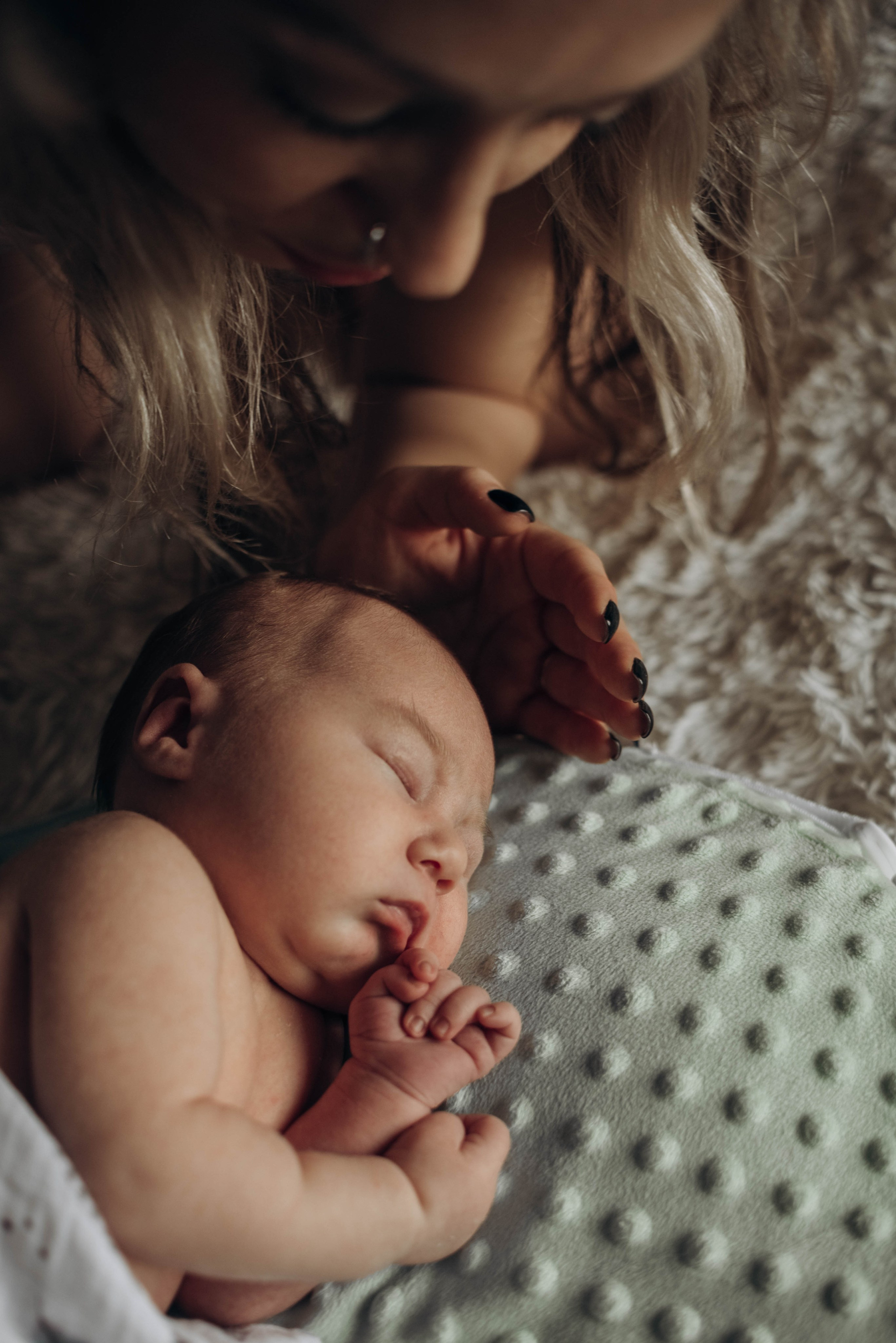 Большое маленькое чудо. Домашняя съемка новорожденного. Семейный фотограф в Железнодорожном Масаева Елена