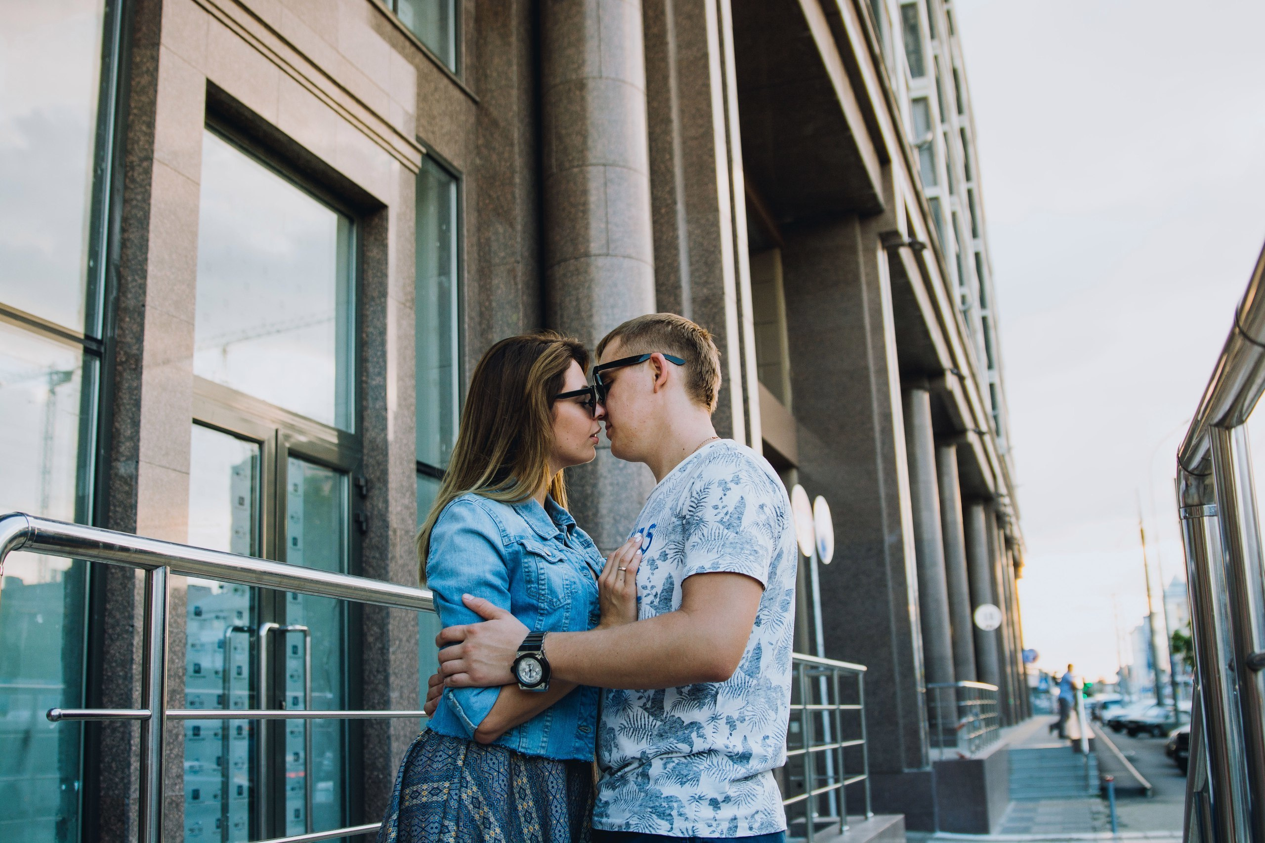 Фотосессия love storyв центре города по улицам старого и нового Красно. Свадебный и семейный фотограф в Ростове-на-Дону Буткова З