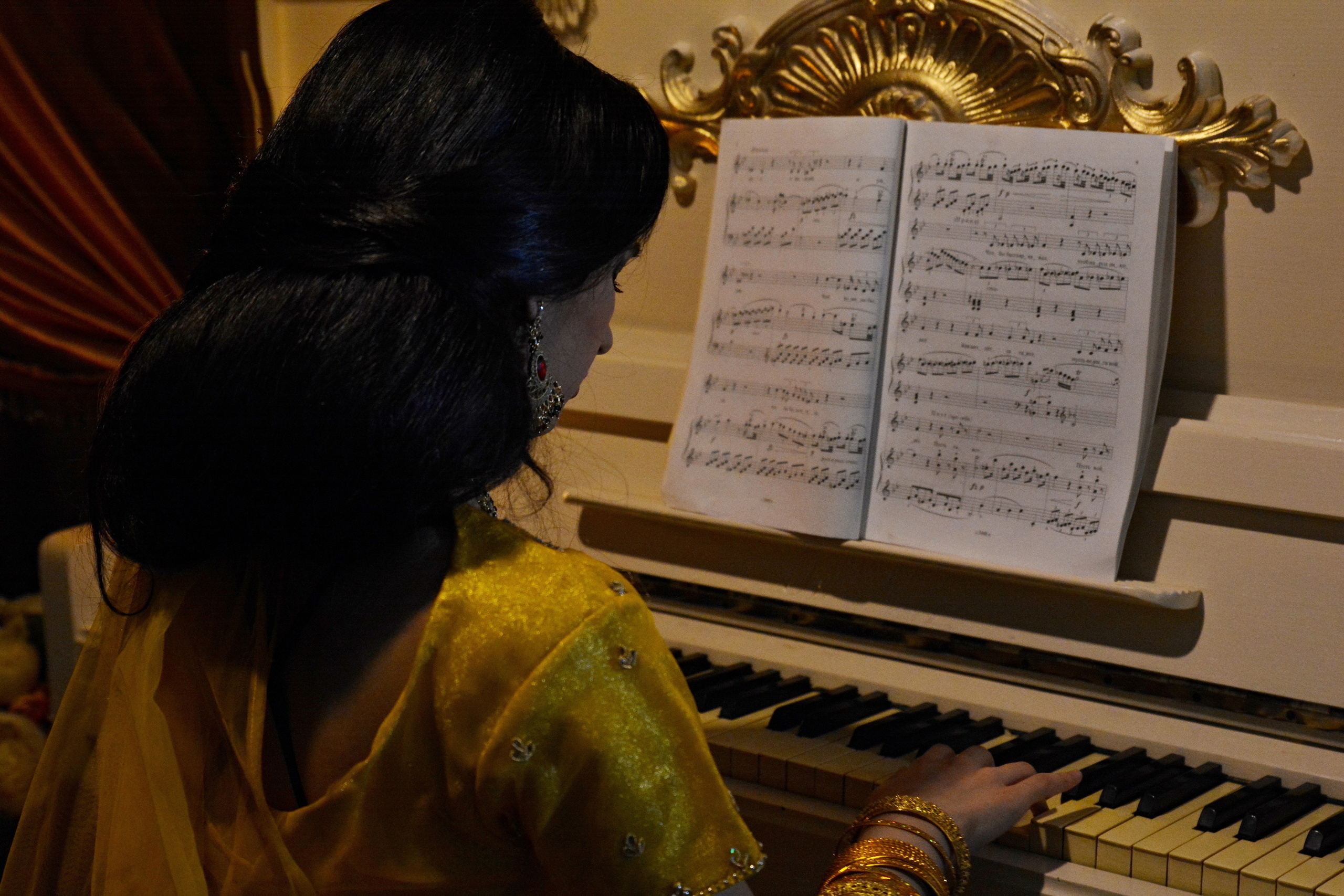 Стилизованная фотосессия в студии, фотосессия со стилистом и оформител. Свадебный и семейный фотограф в Ростове-на-Дону Буткова З