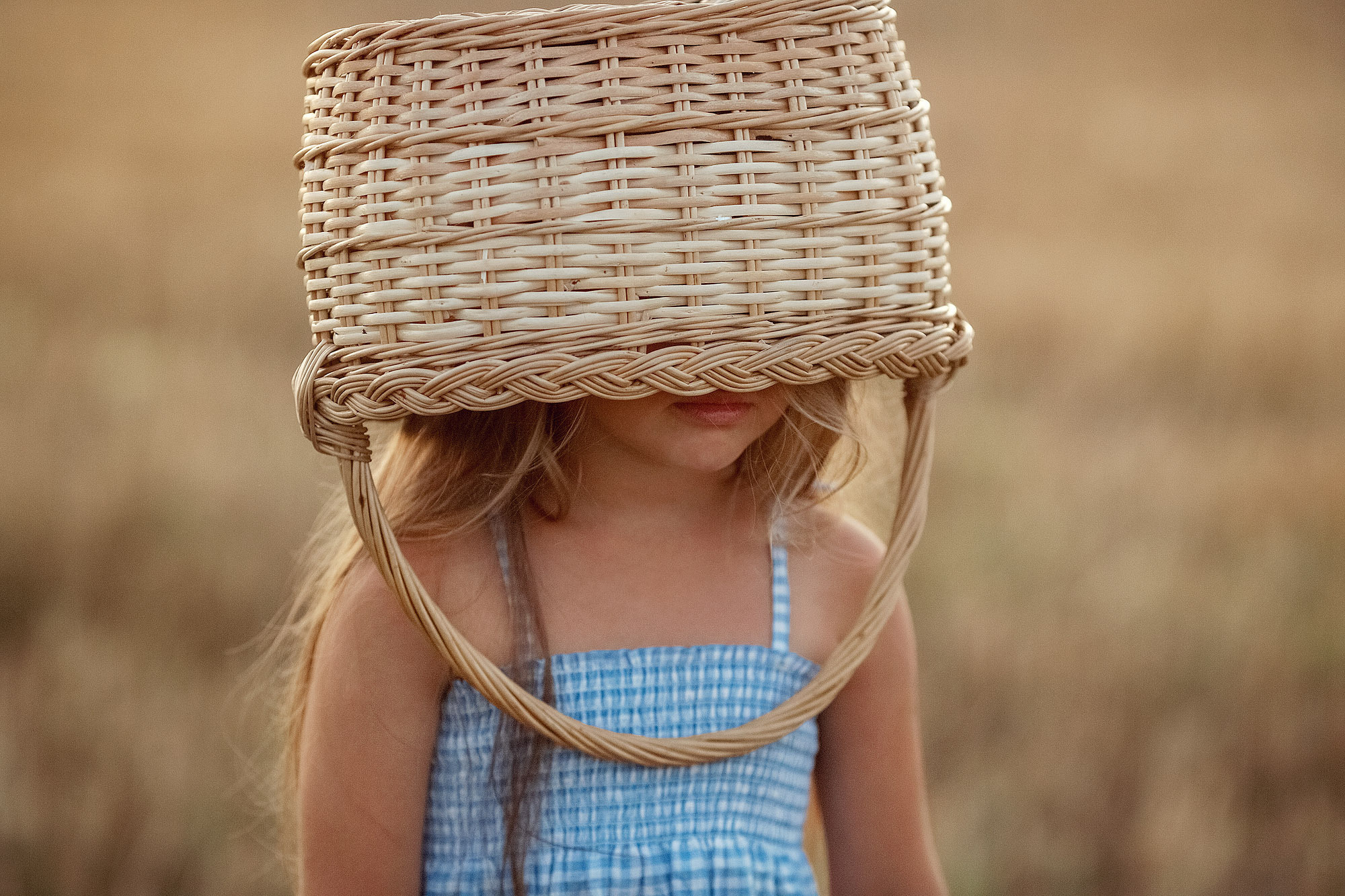 Нежная летняя история в поле. Семейный фотограф Татьяна Надеждина | Москва, Московская область, Ярославль