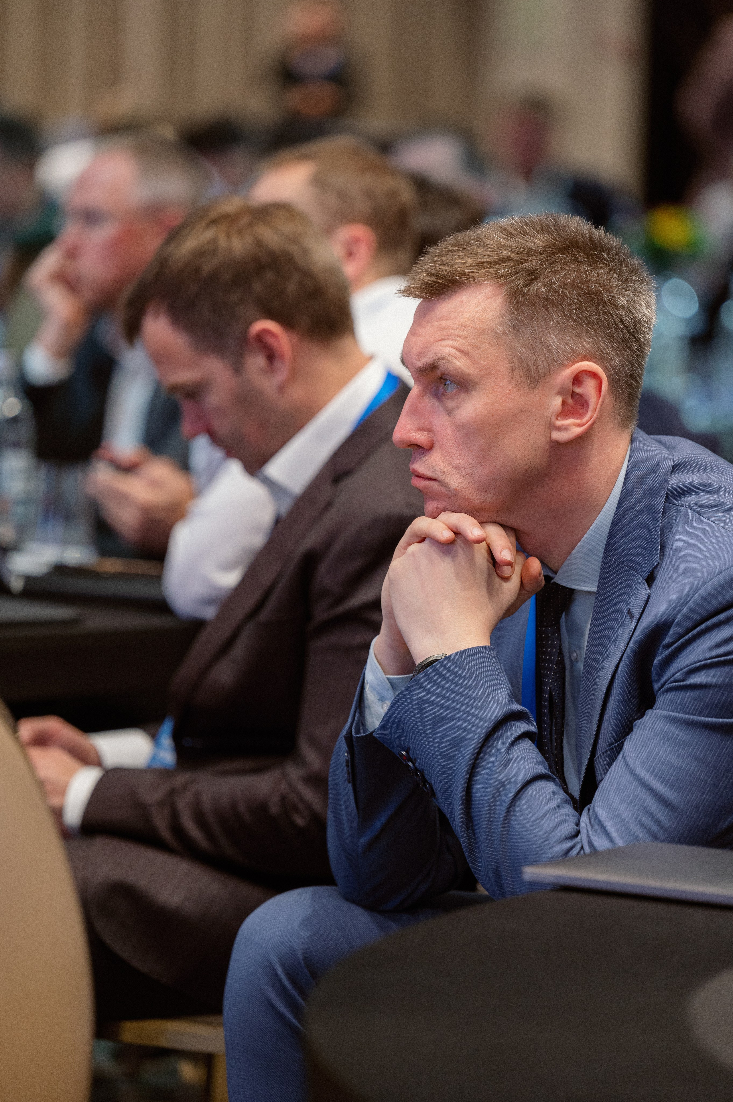 Газпром конференция. Фотограф Павел Петров г. Тюмень