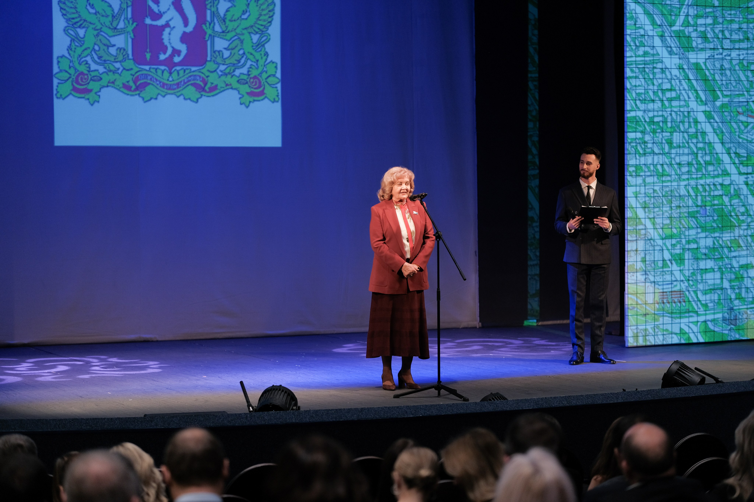 Человек года_Премия dk.ru. Контент для бизнеса в Екатеринбурге Полдень Медиа