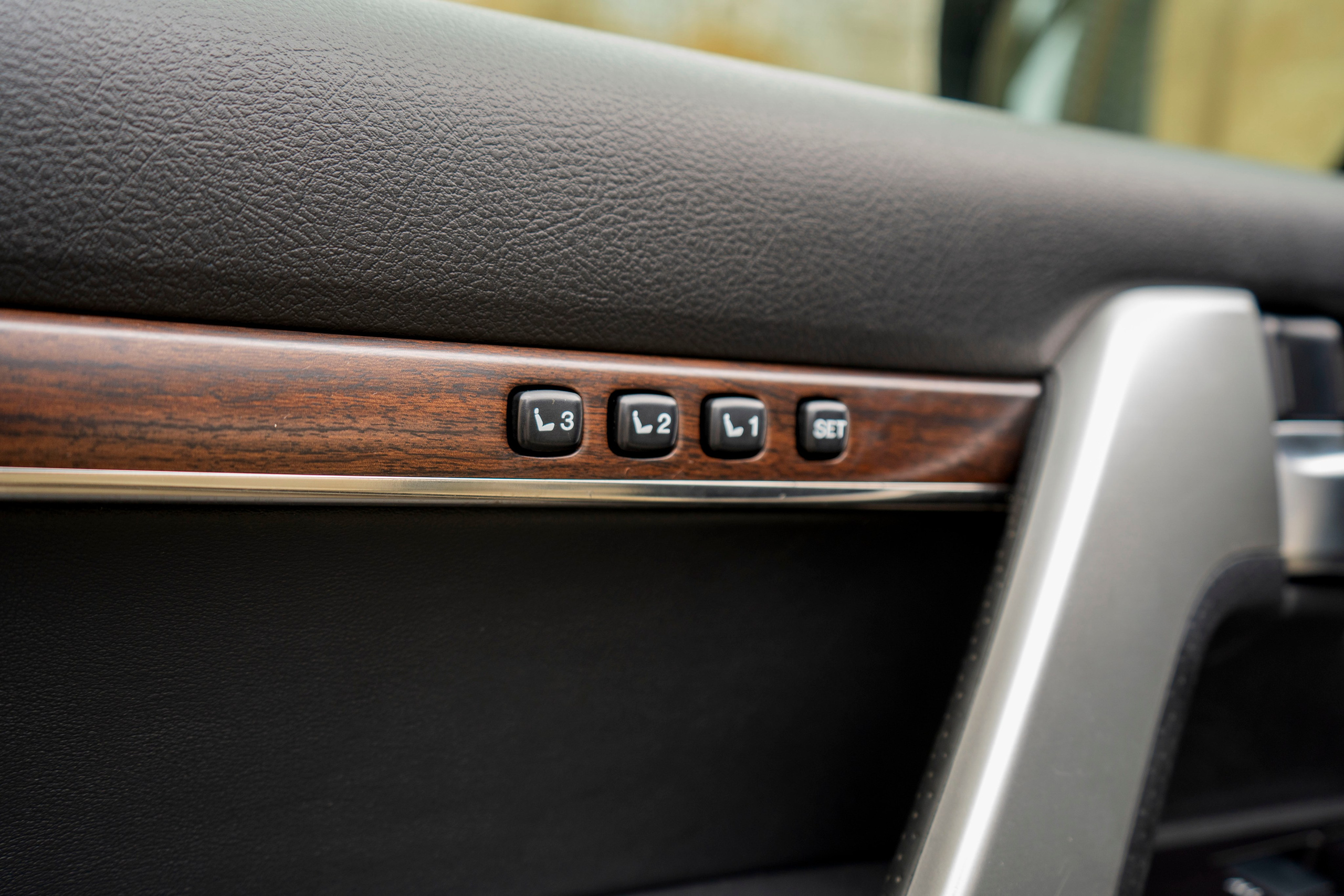 Toyota Land Cruzer 200