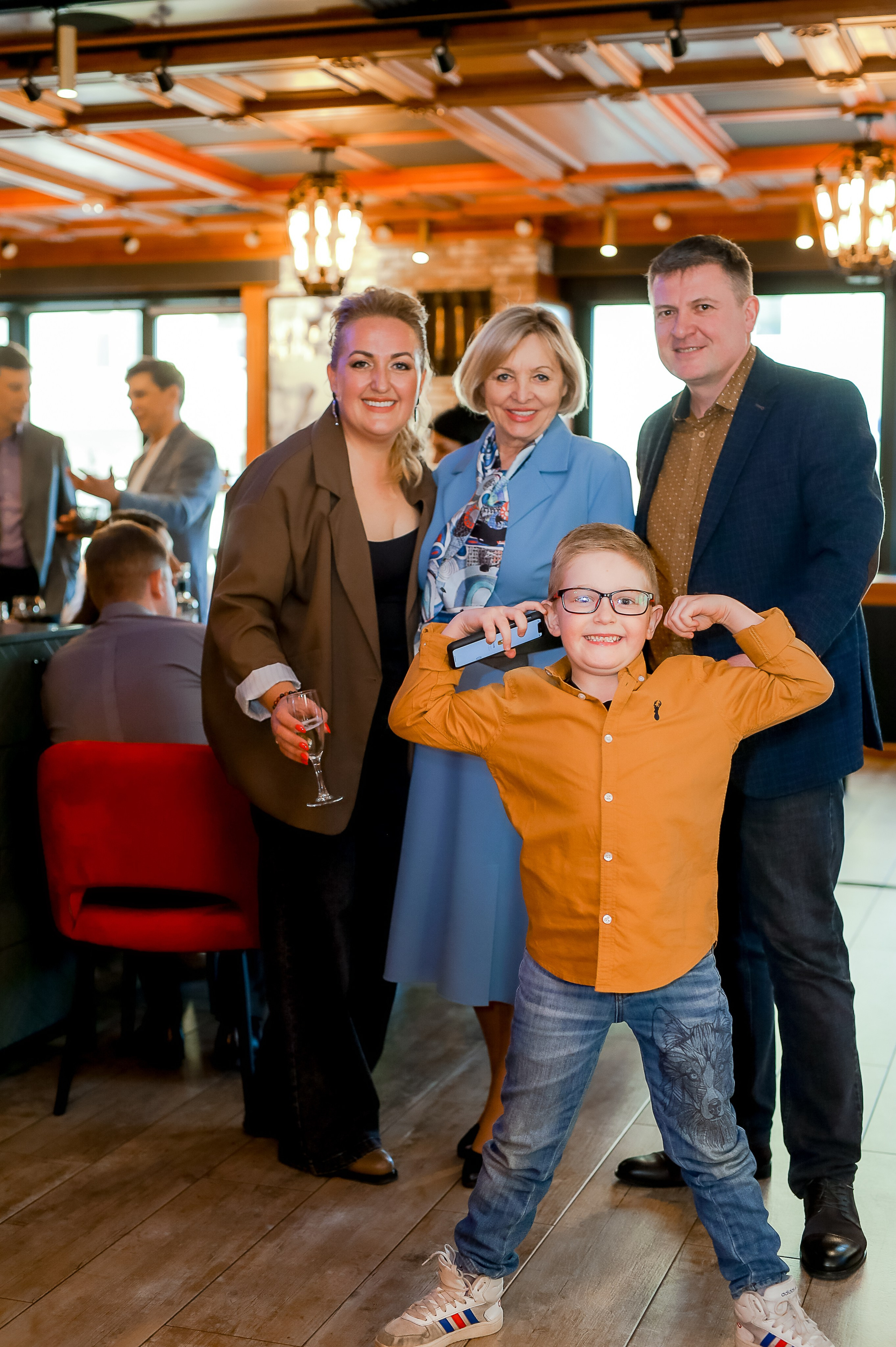 ЮРИЙ. 45 ЯРКИХ ИСТОРИЙ. Фотограф в Москве Ольга Колесникова