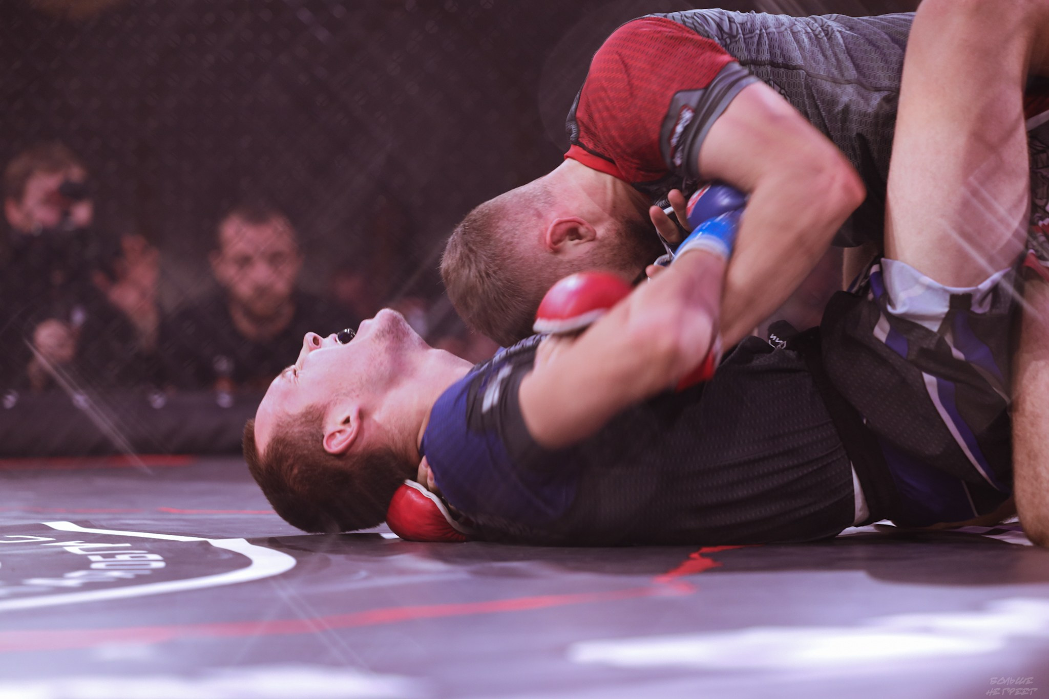 ПРОФЕССИОНАЛЬНЫЙ ТУРНИР ПО СМЕШАННЫМ ЕДИНОБОРСТВАМ «TYUMEN PRO MMA». Больше не греет