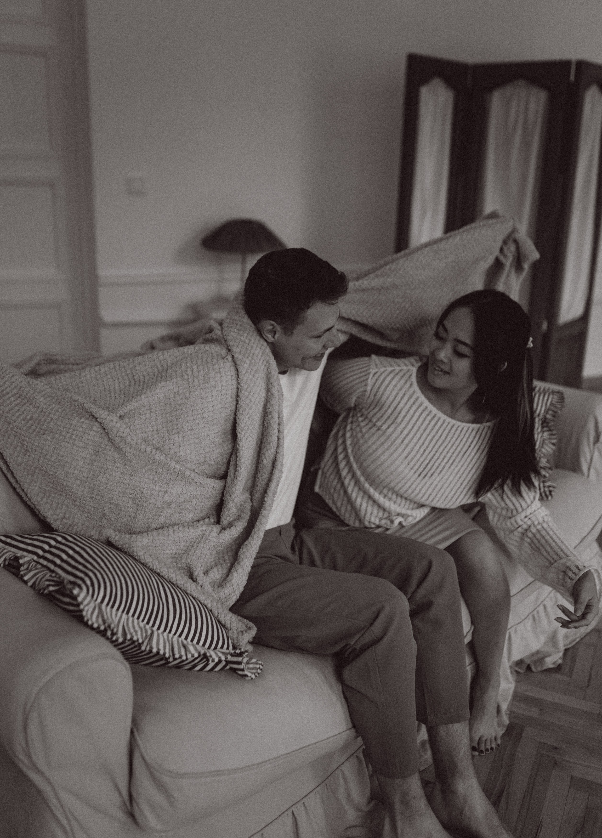 Morning pillow fight. Фотограф в Алматы Анастасия Новоселова