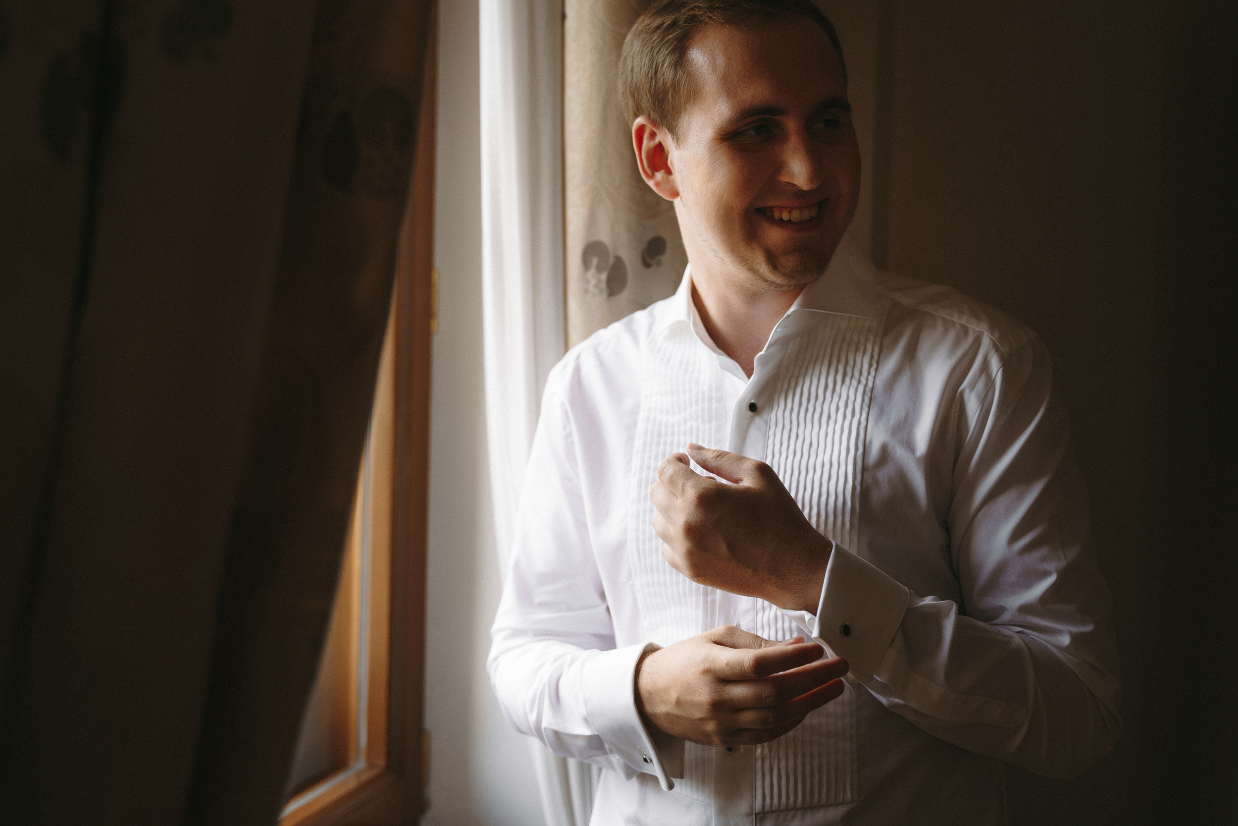 Свадебная фотосессия Hilton Moscow Leningradskaya 5* для Андрея и Дили