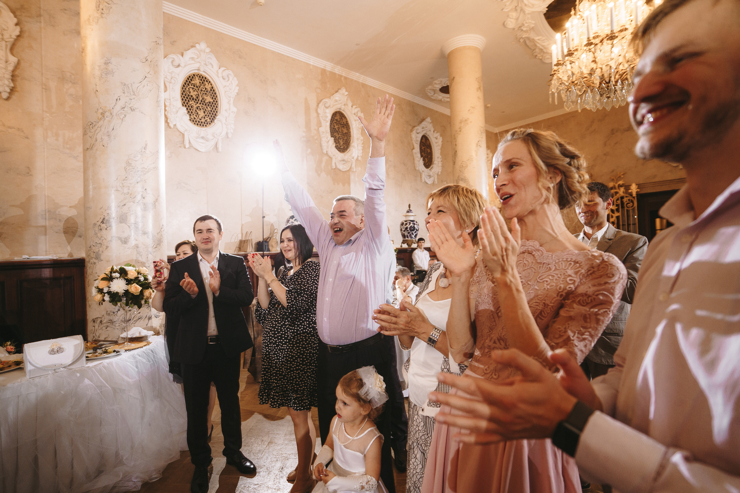 Свадебная фотосессия Hilton Moscow Leningradskaya 5* для Андрея и Дили