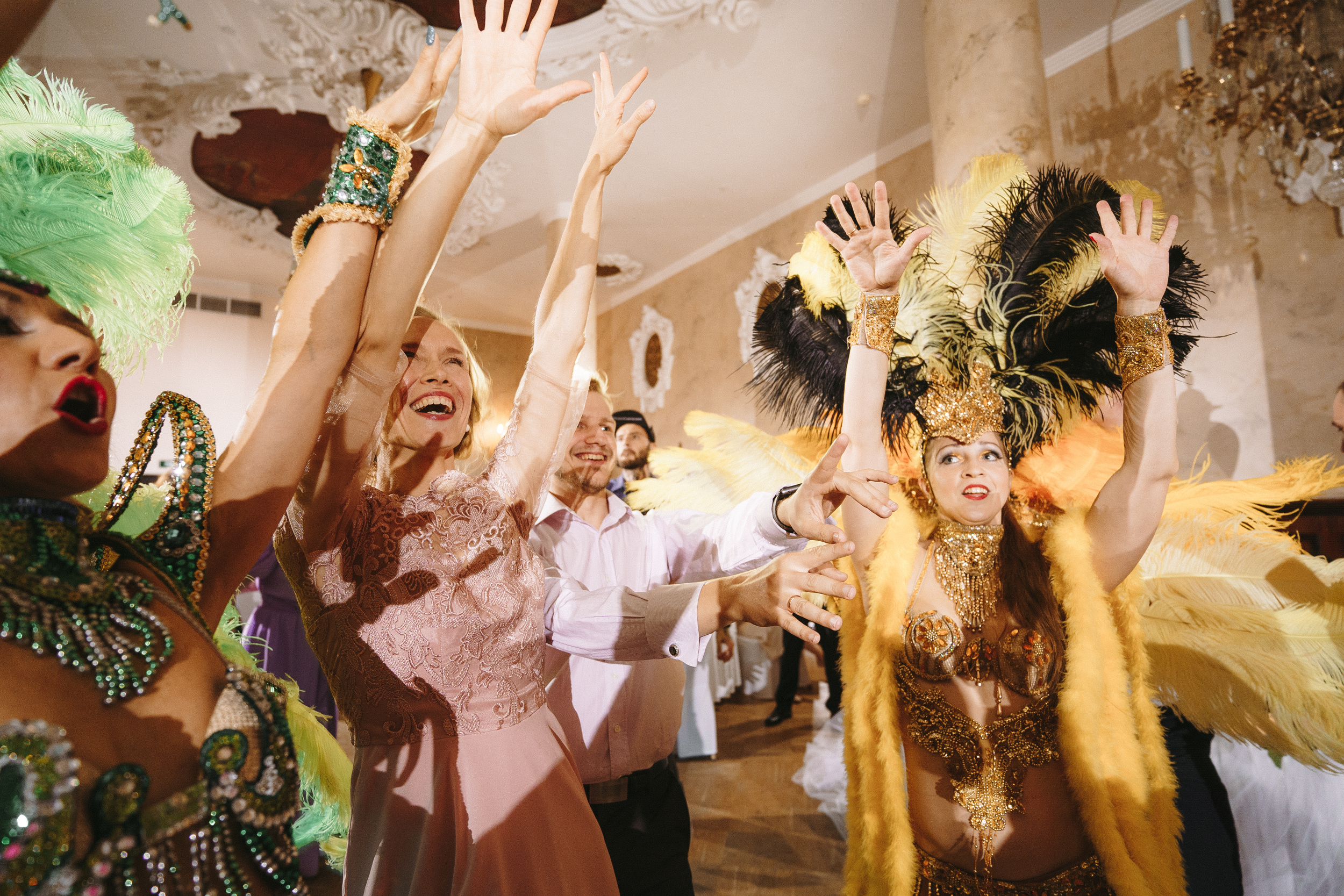 Свадебная фотосессия Hilton Moscow Leningradskaya 5* для Андрея и Дили