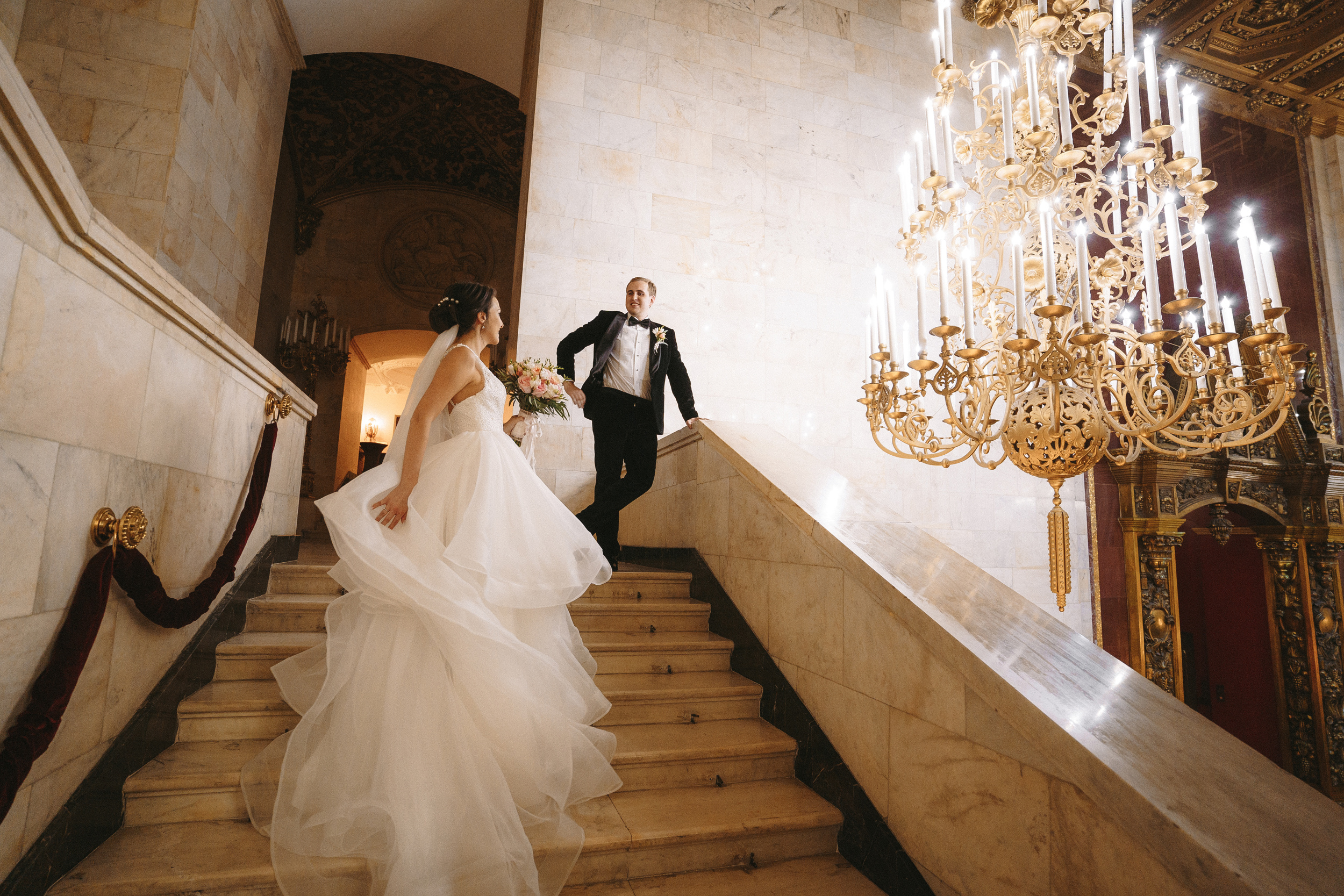 Свадебная фотосессия Hilton Moscow Leningradskaya 5* для Андрея и Дили