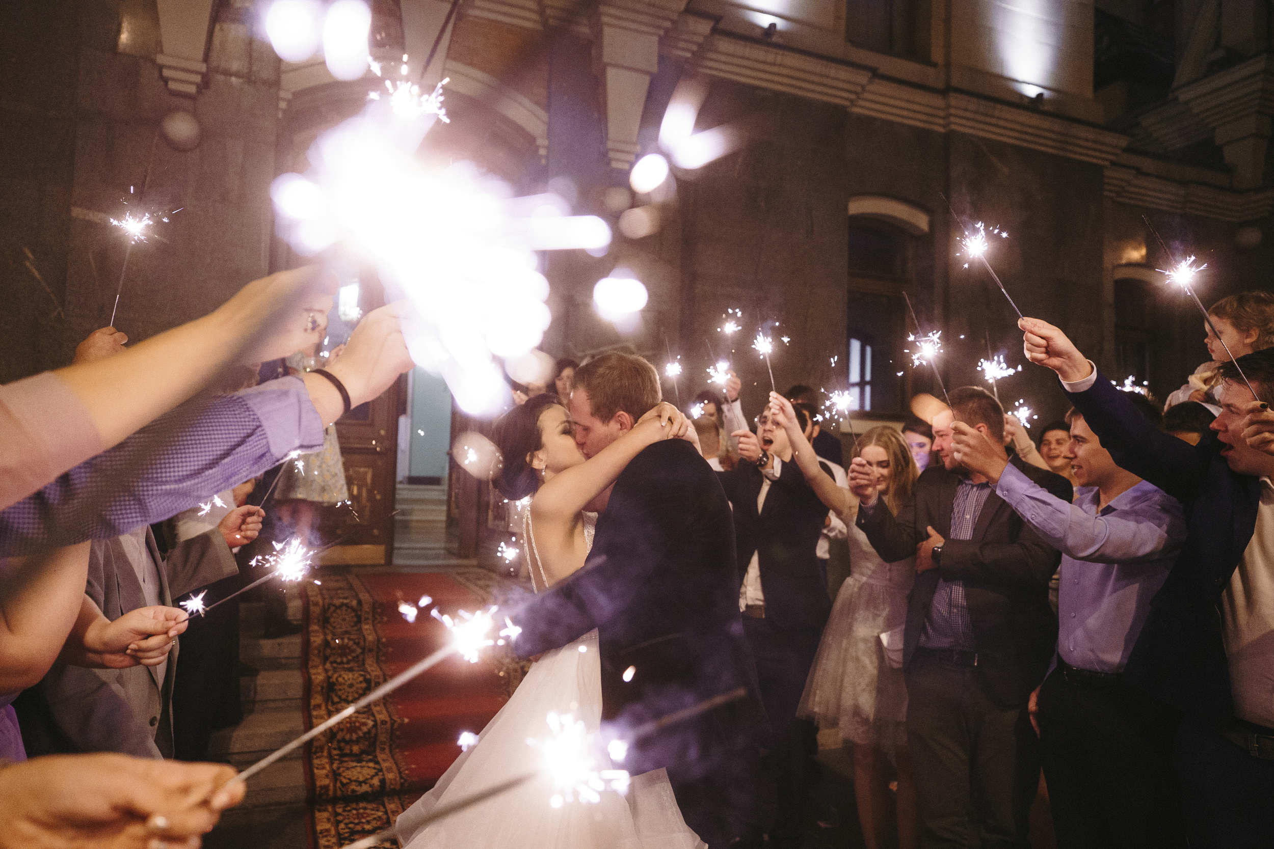 Свадебная фотосессия Hilton Moscow Leningradskaya 5* для Андрея и Дили