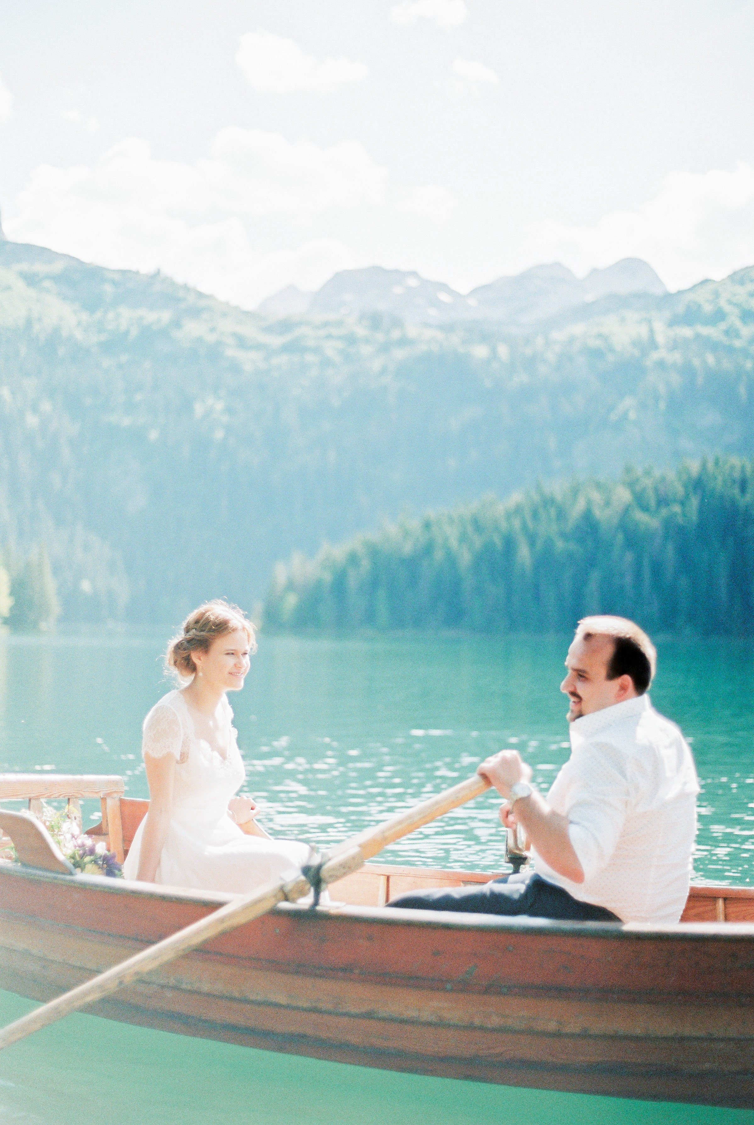 Свадебный фотограф на плёнку в Москве и Черногории