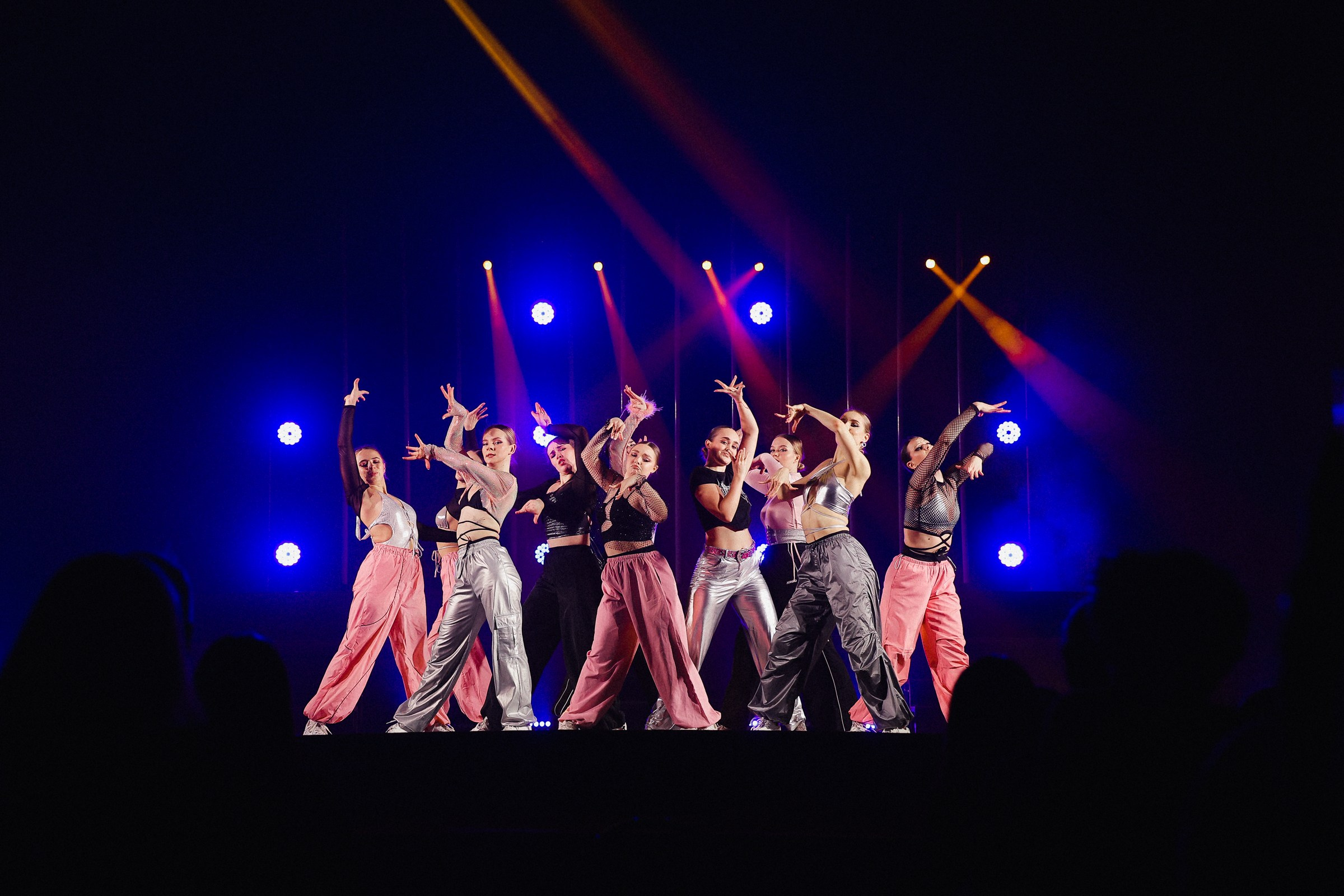 /РЕПОРТАЖ/ Танцевальное Шоу «ОНА». Свадебный фотограф Великий Новгород Станислав Кособудский