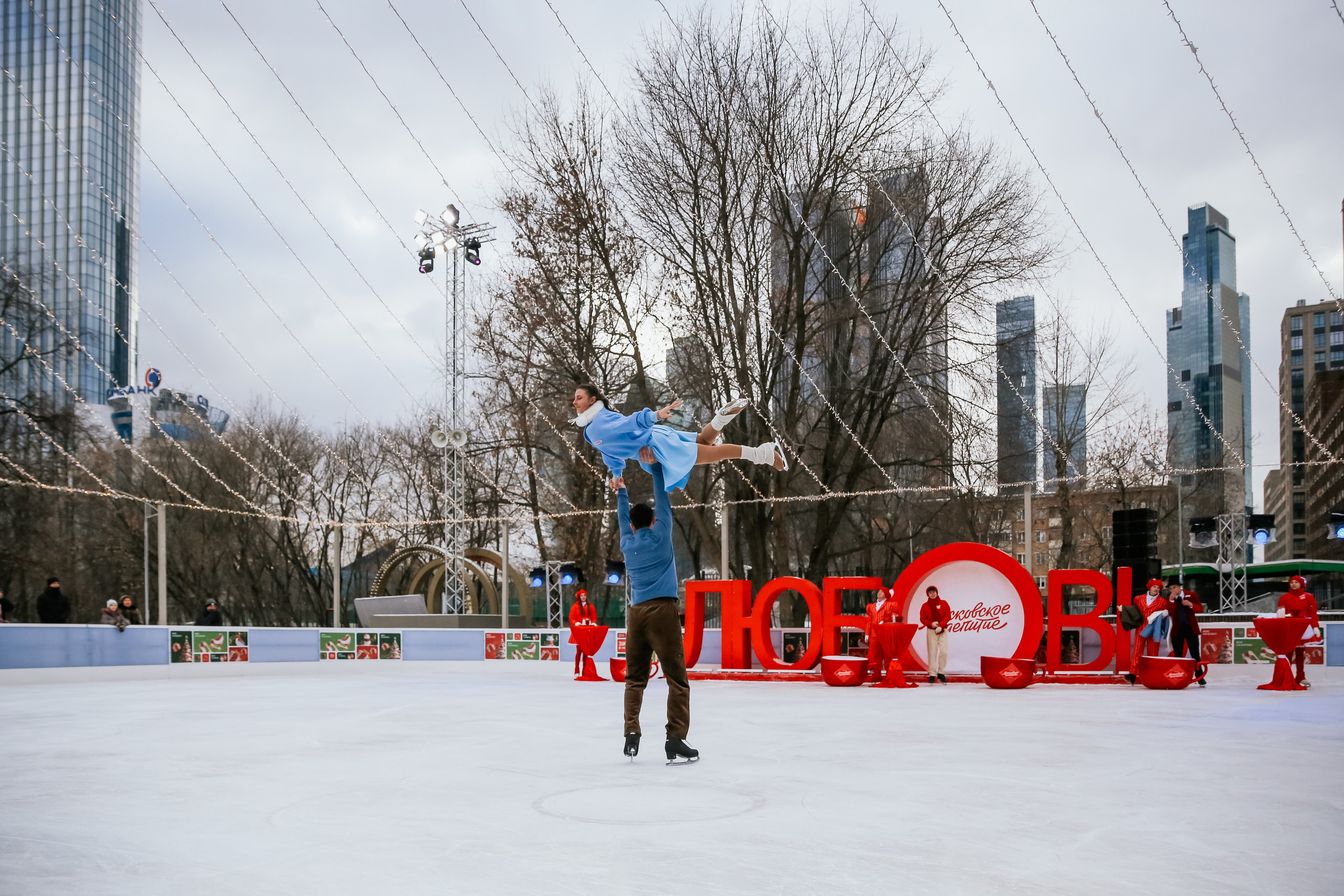 Ледовое шоу Сити каток Московское Чаепитие. Фотограф и видеограф Анна Домашенко