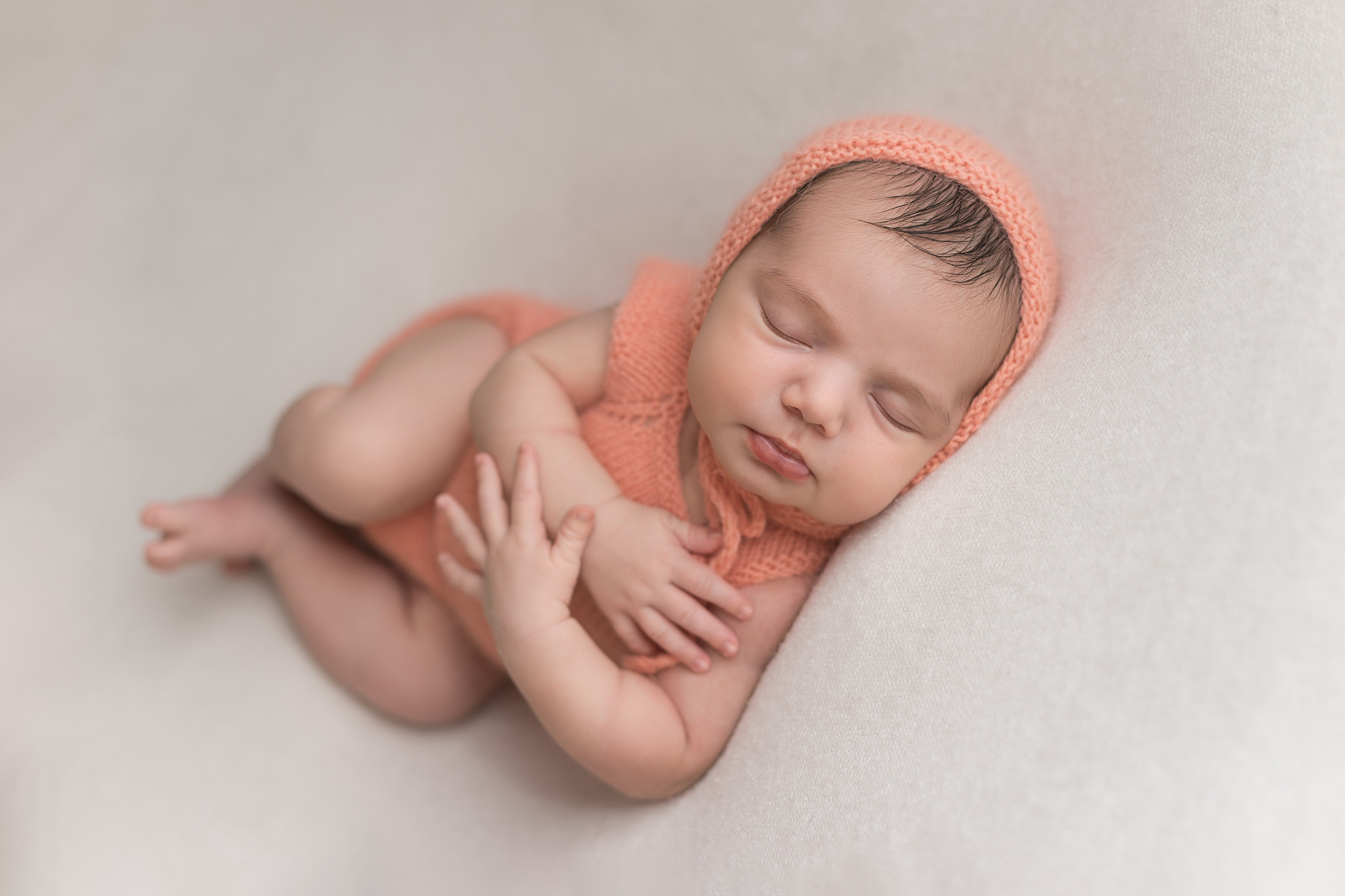 Новорожденные. Фотограф в Новосибирске