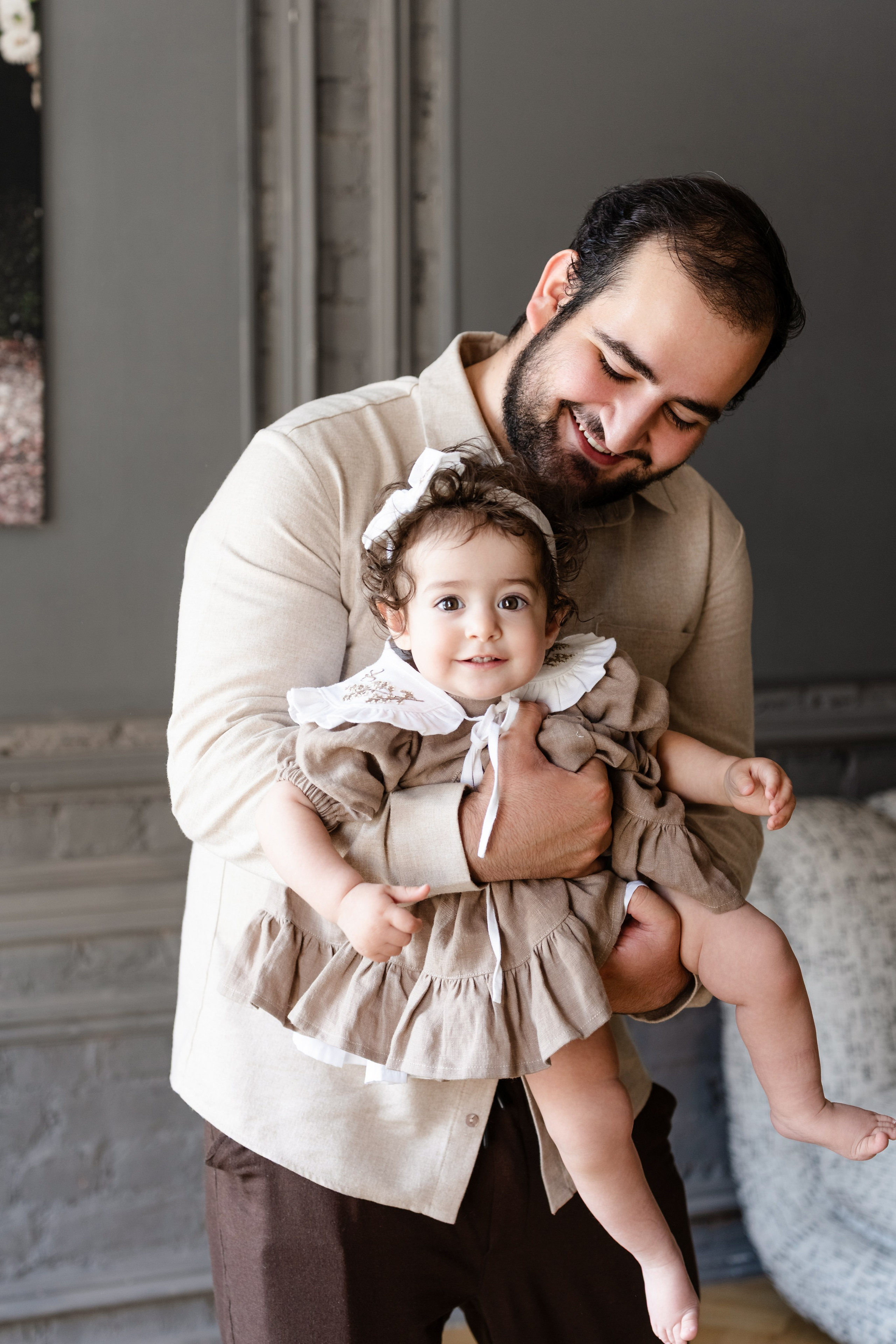 Студийная фотосессия большой дружной семьи. Свадебный и семейный фотограф в Санкт-Петербурге Олеся Еремеева