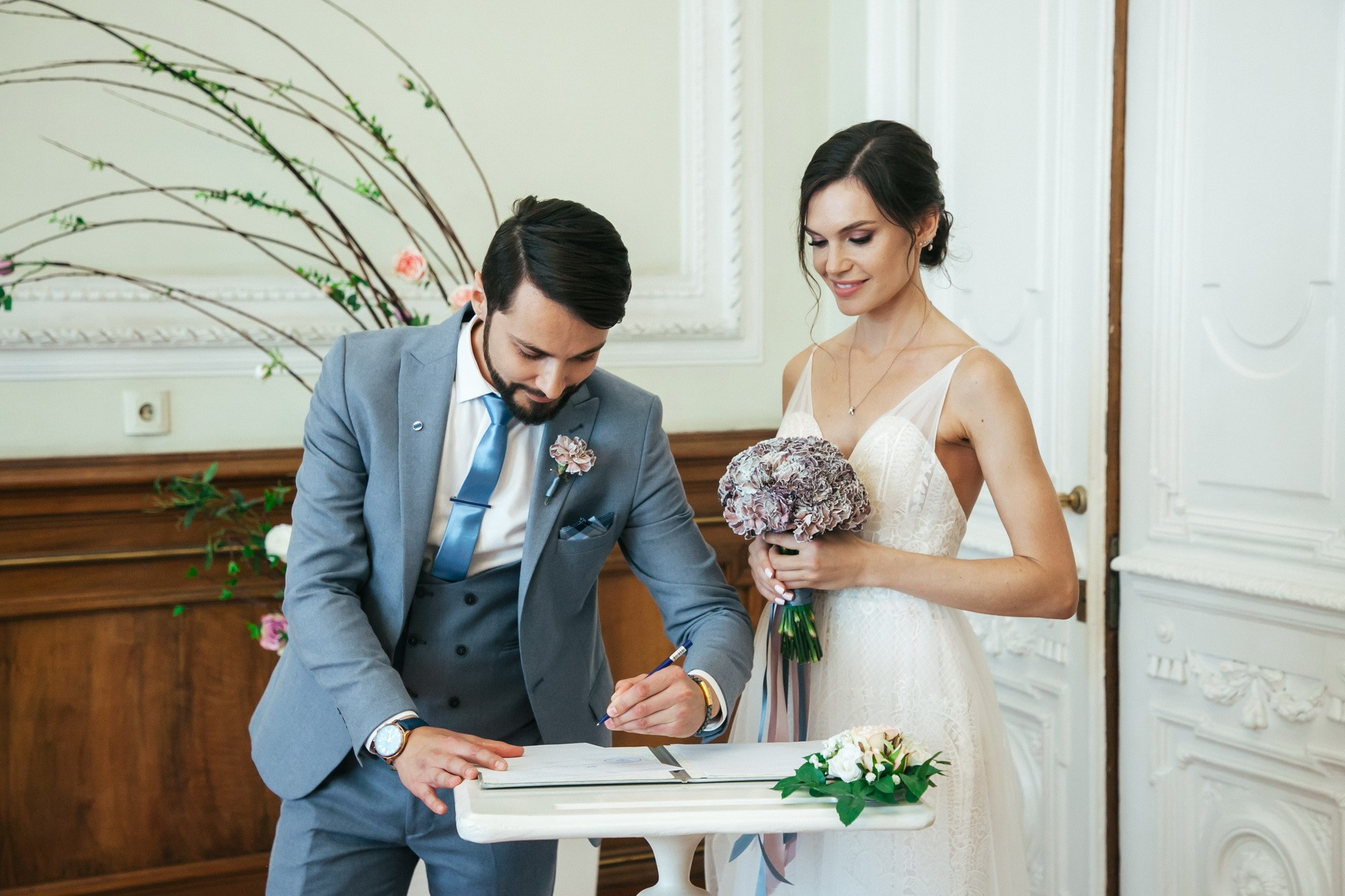 Ты мой космос, свадьба в СПБ. Фотограф крещение венчание в Петербурге! Помогает подобрать храм и посоветовал душевного батюшку в СПб