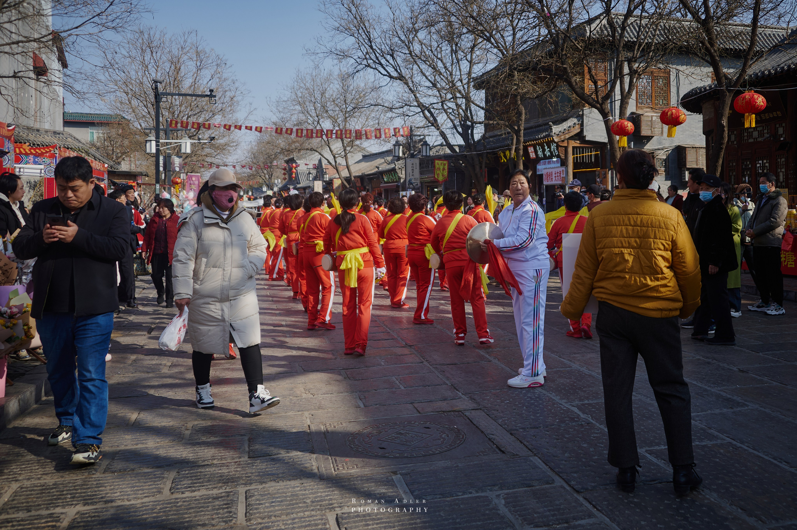 Новогодний парад в Цинчжоу. Китай. Фотограф Роман Адлер