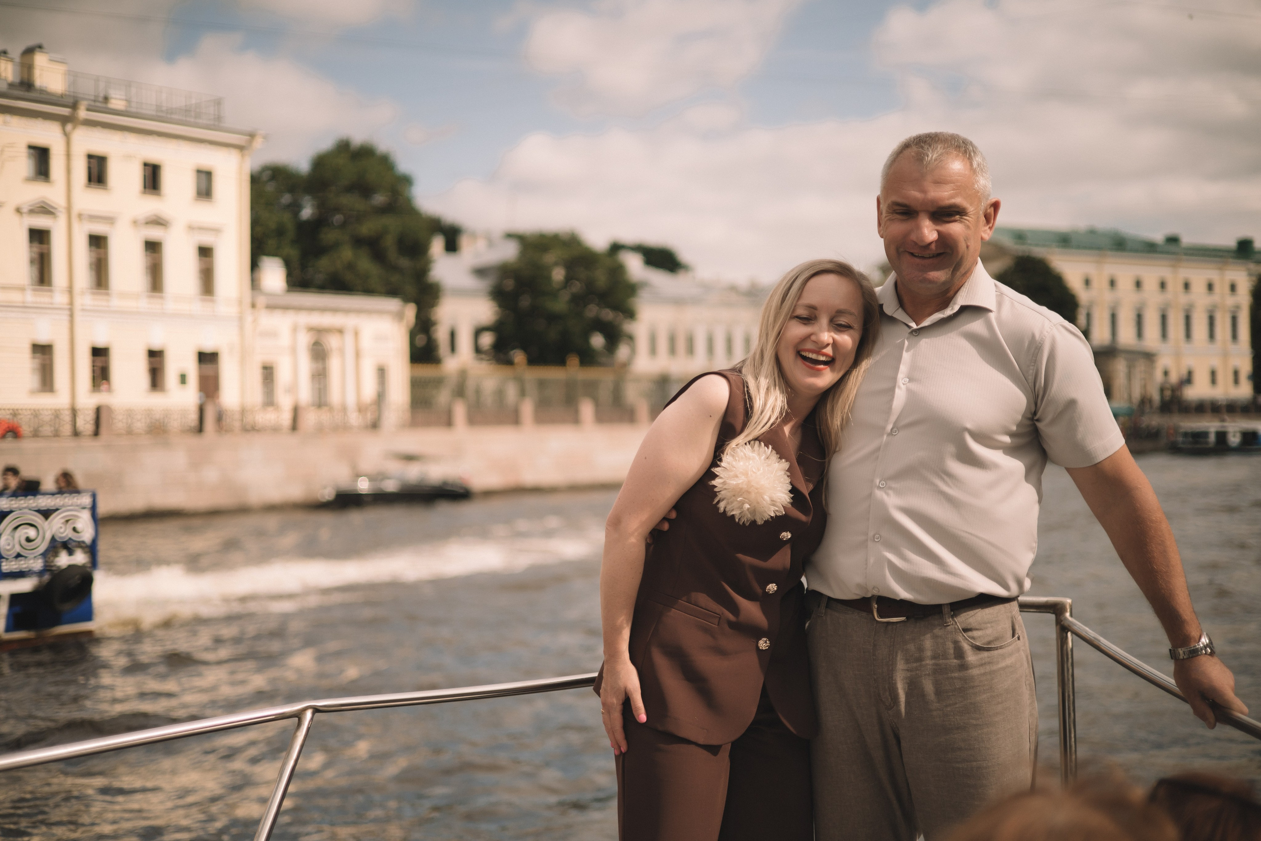 День Рождения на катере. Семейный фотограф в Санкт-Петербурге. Запечатление мгновений и ярких воспоминаний в Вашей жизни