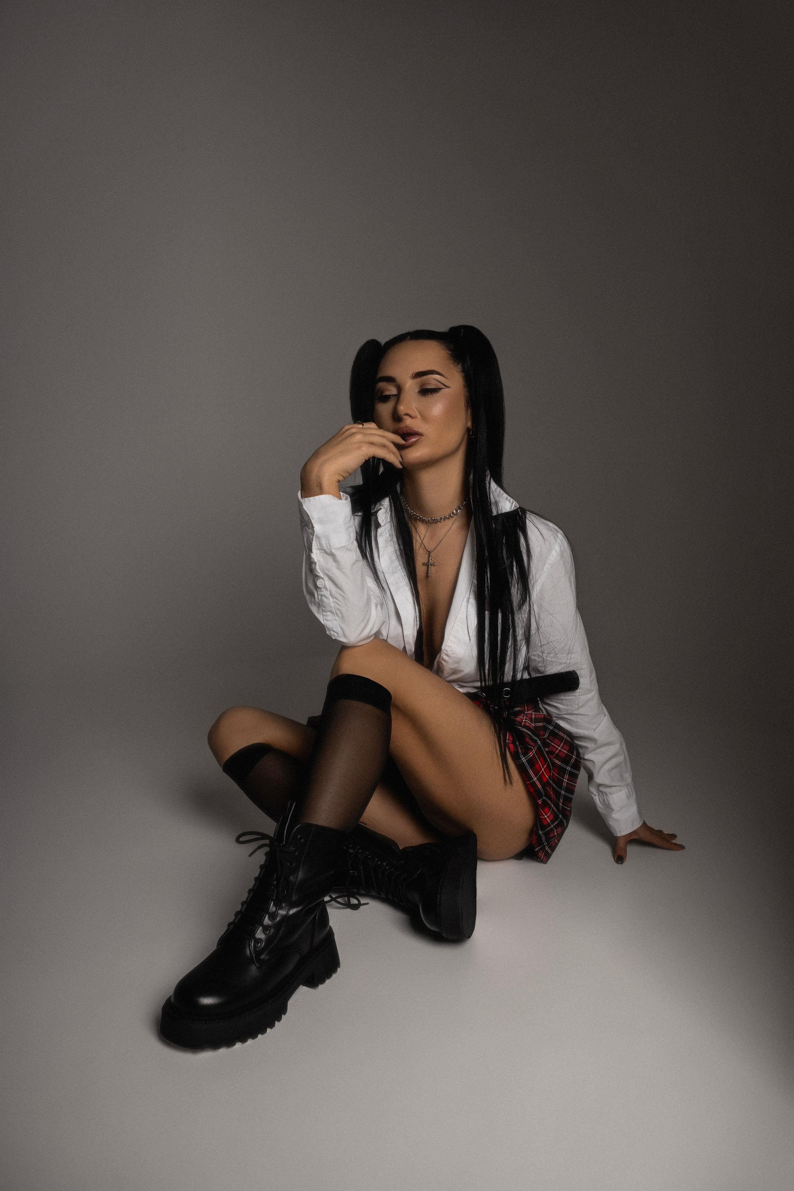 Студийная съёмка. Женский фотограф в Санкт-Петербурге, Москве и весь мир Алёна Мамаева