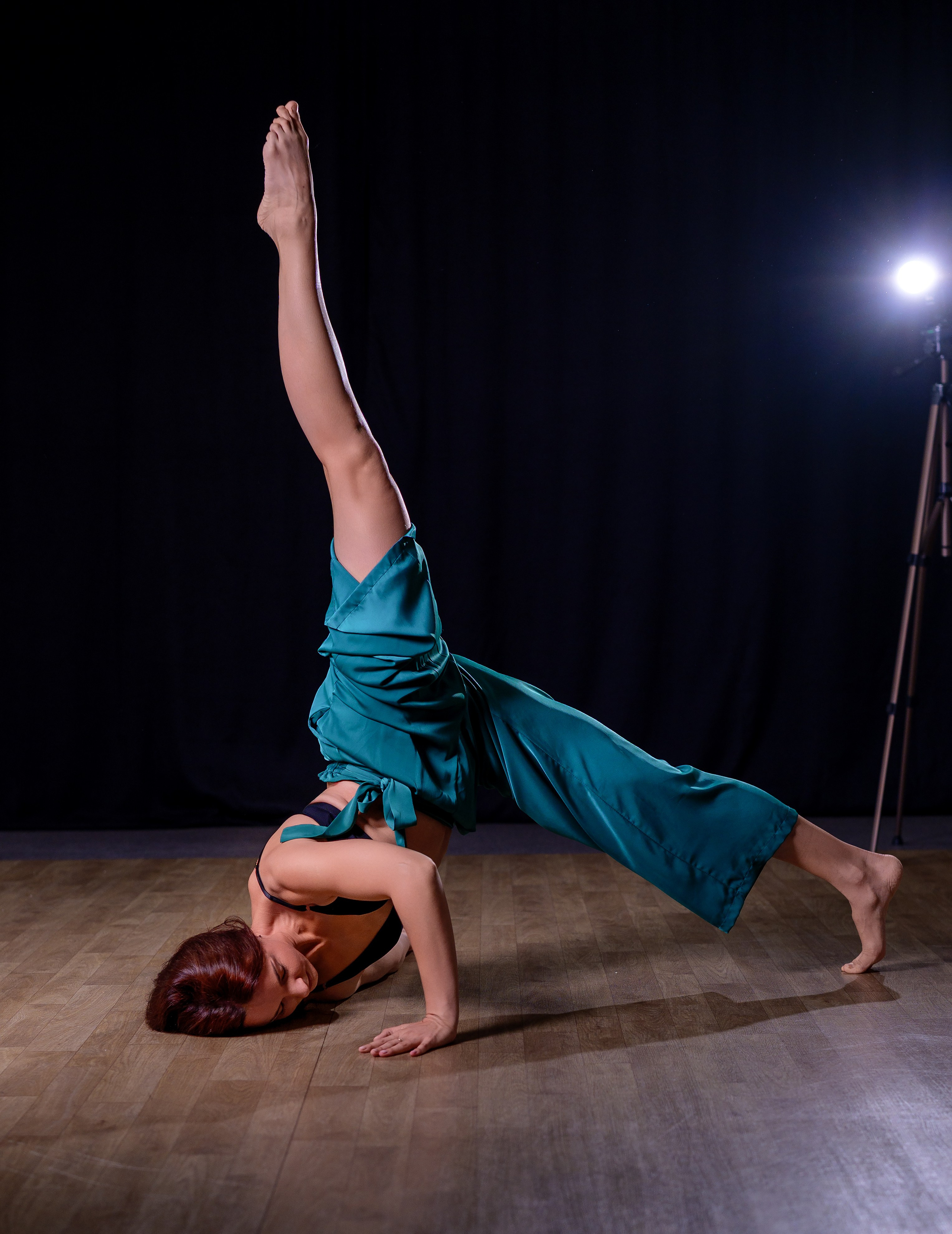 Dance MARIA. Сайт фотограф в Керчи Кислый Юрий