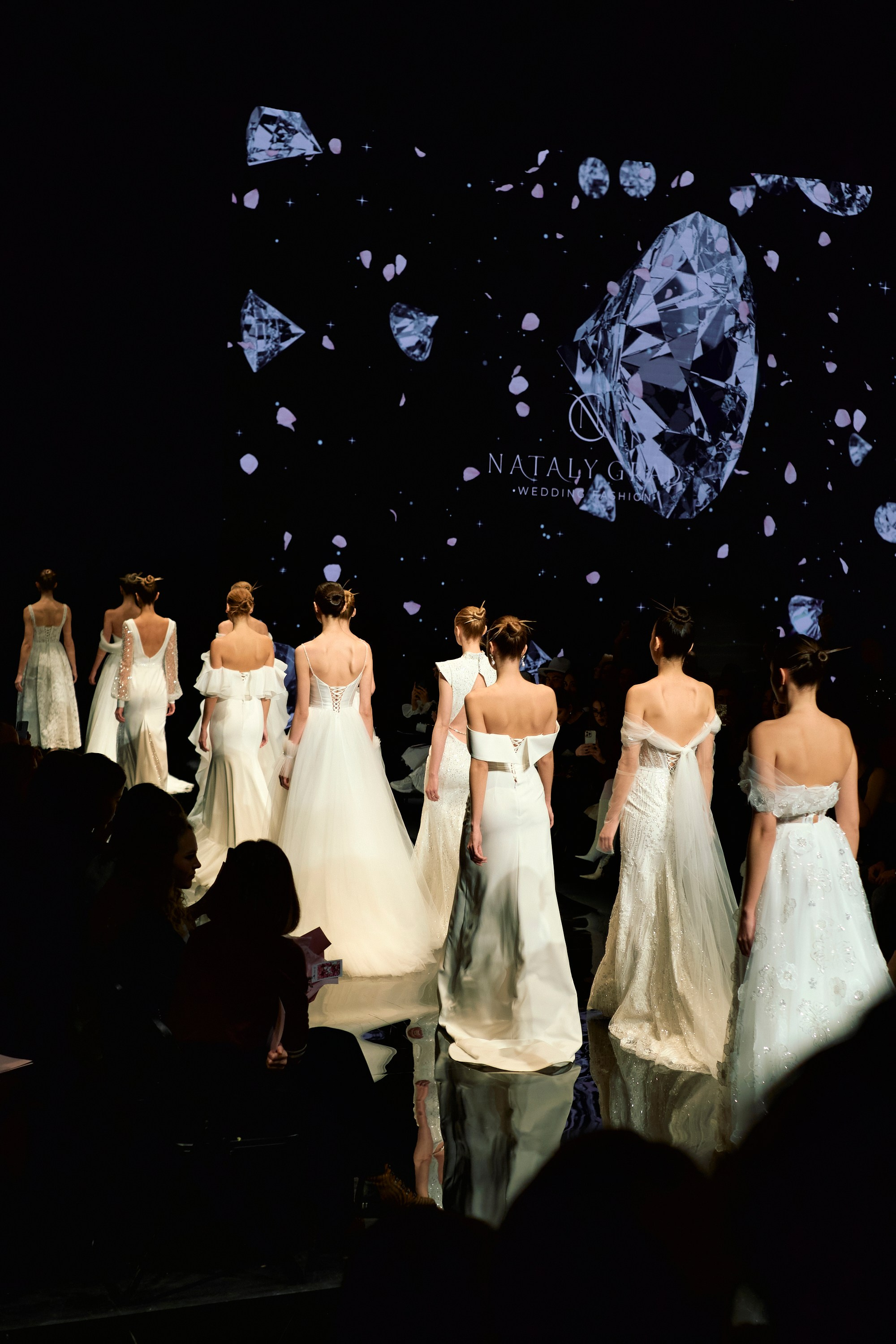 St. Petersburg Fashion Week 2023/2024. Photographer — ERASTOV