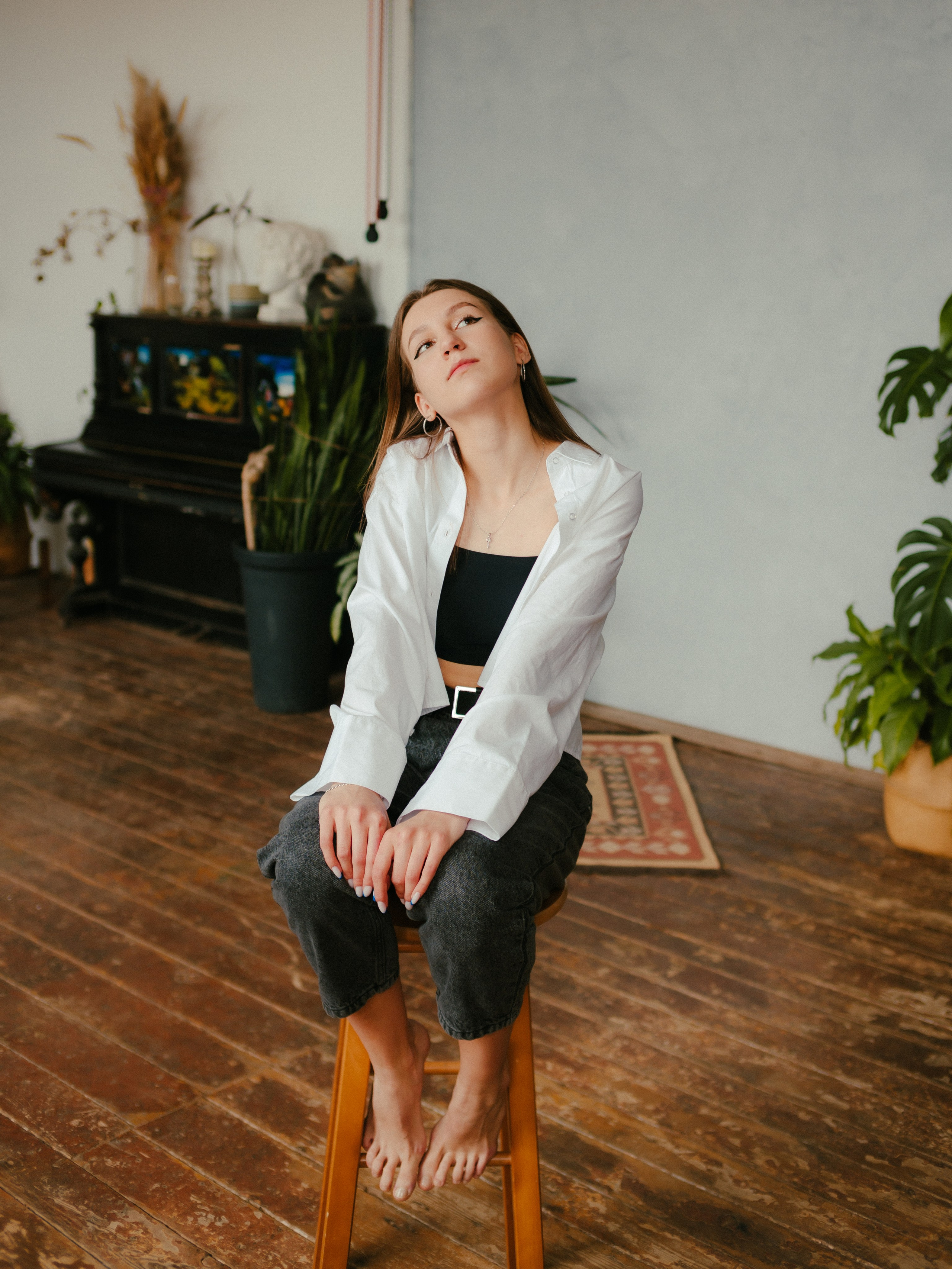 Эвелина в уютной студии. Главная