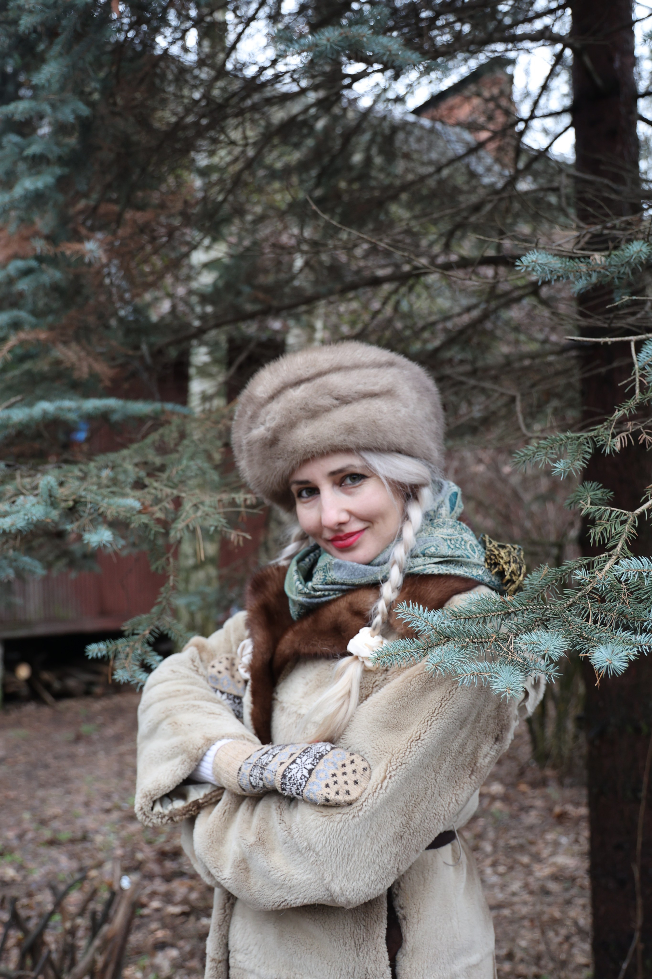 Карнавальные костюмы, вечерние и свадебные платья аренда посуточно, прокат в Жуковском. Одежда для фотосессий, аксессуары. Фотограф для маркетплейсов, фотоуслуги в Жуковском Татьяна Марсуверских