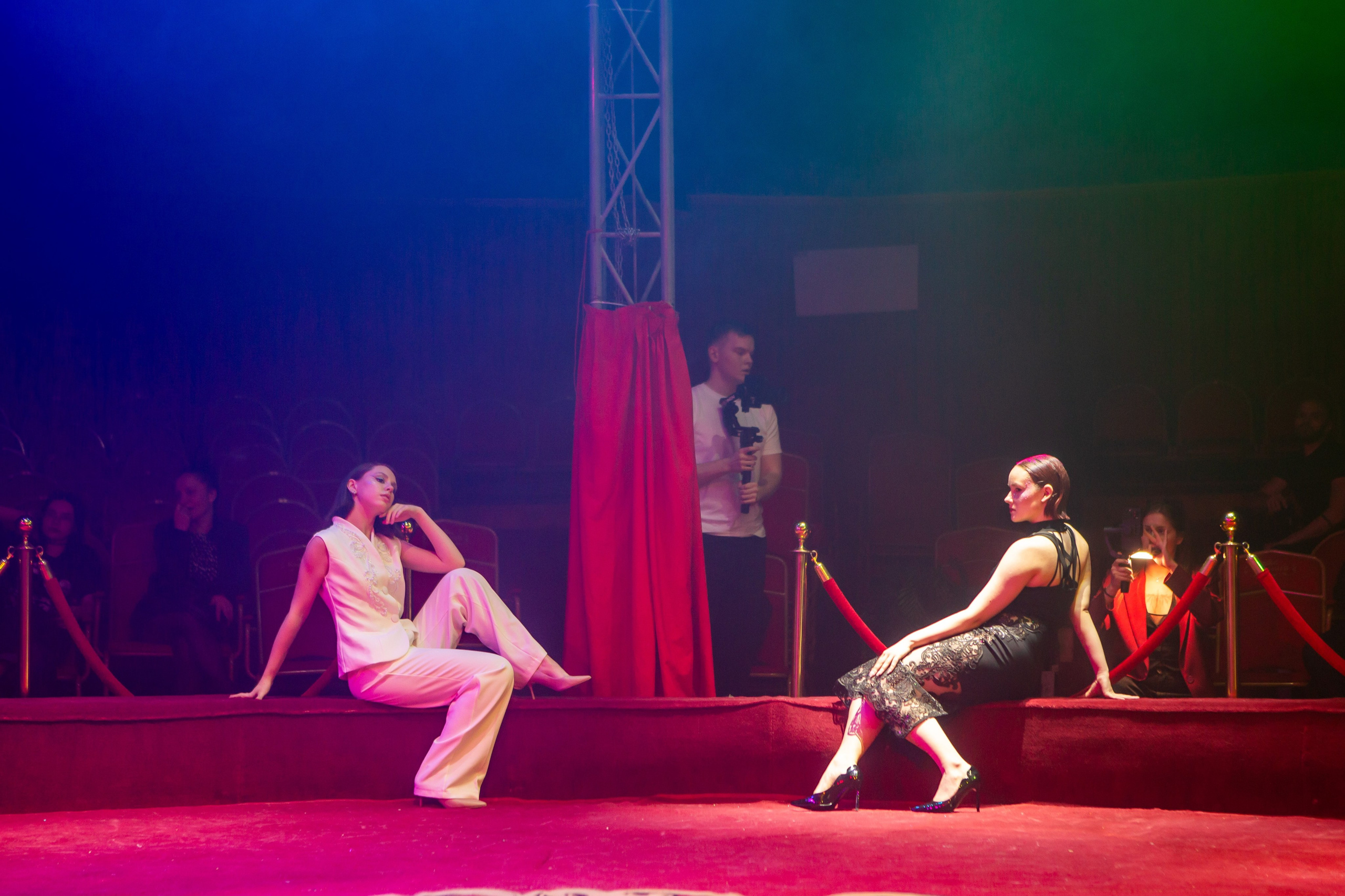 MANEGE SHOW. Репортажный, семейный, свадебный, портретный фотограф