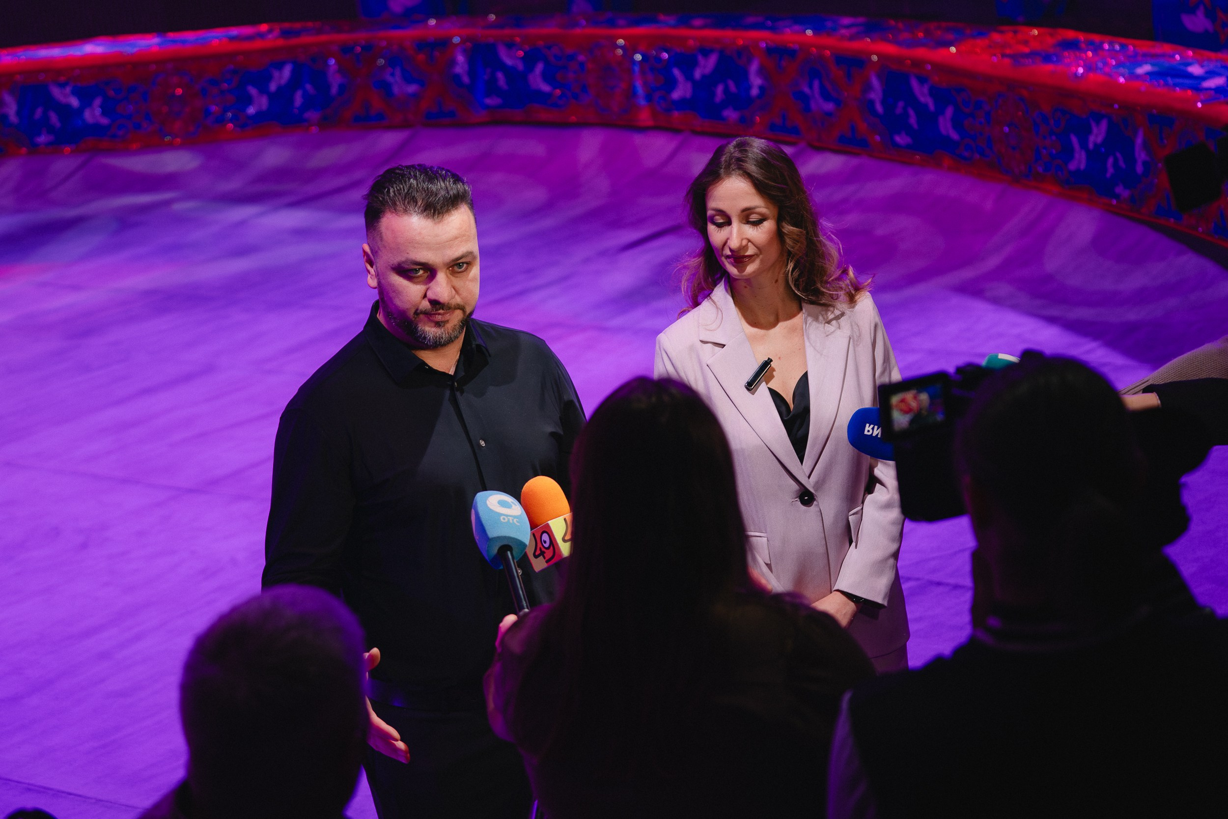 5 Континентов — Пресс-показ в Новосибирском Цирке. Воробьева Ксения — Спортивный и танцевальный фотограф Новосибирск