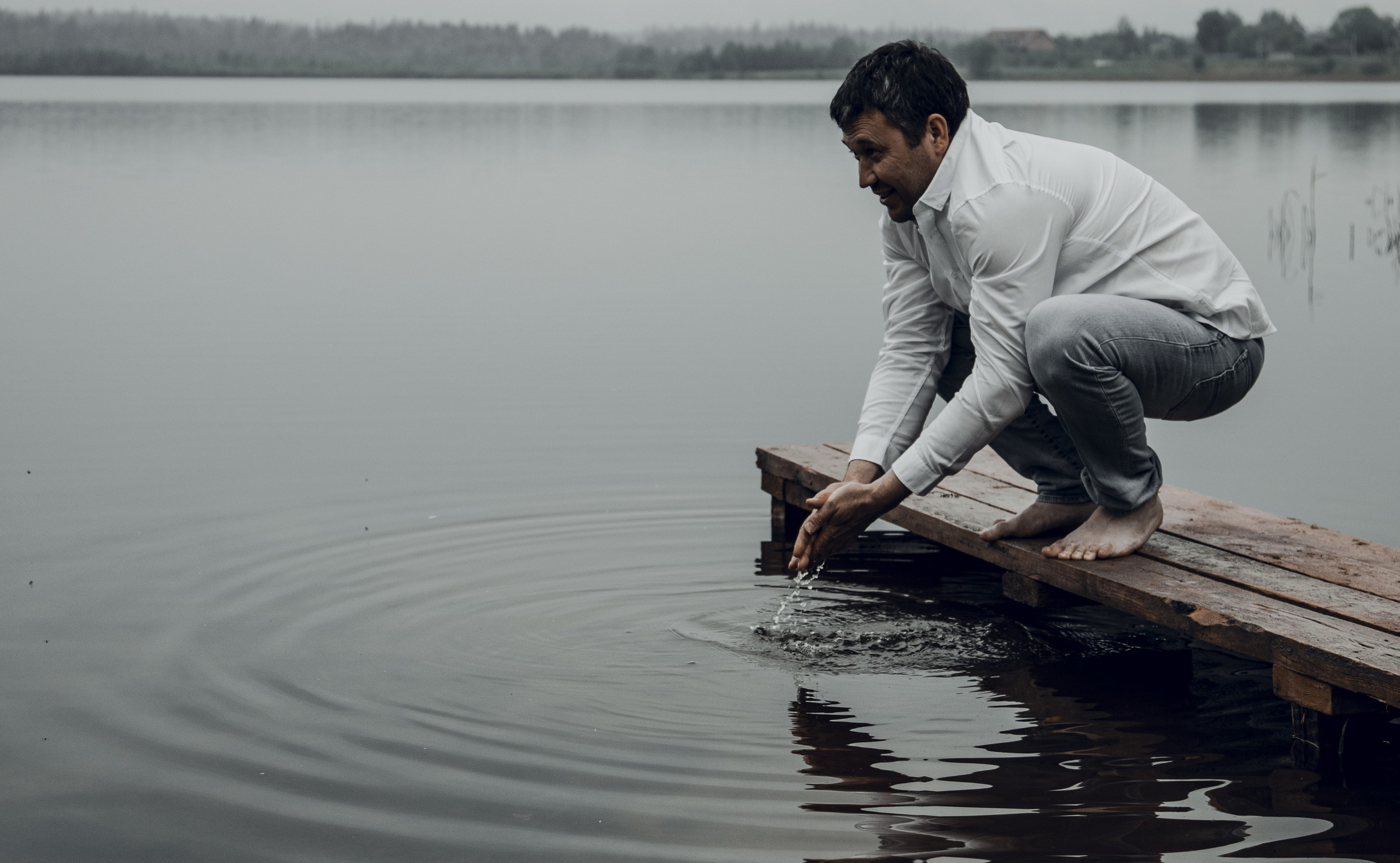 Visual artist (photo & arts)