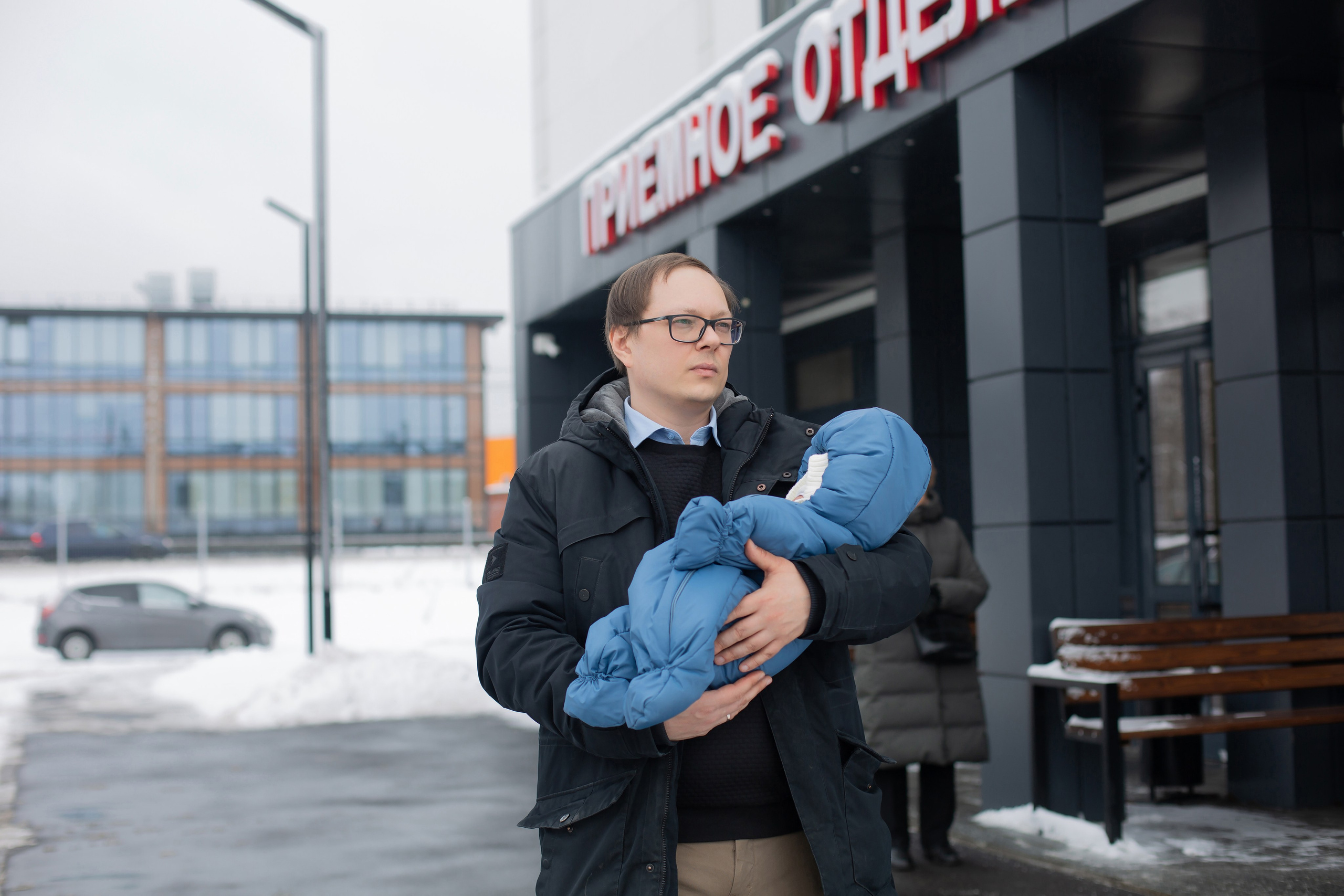 Фотосессия выписки из роддома Лахты. Татьяна Нагорнова — семейный фотограф в Санкт-Петербурге