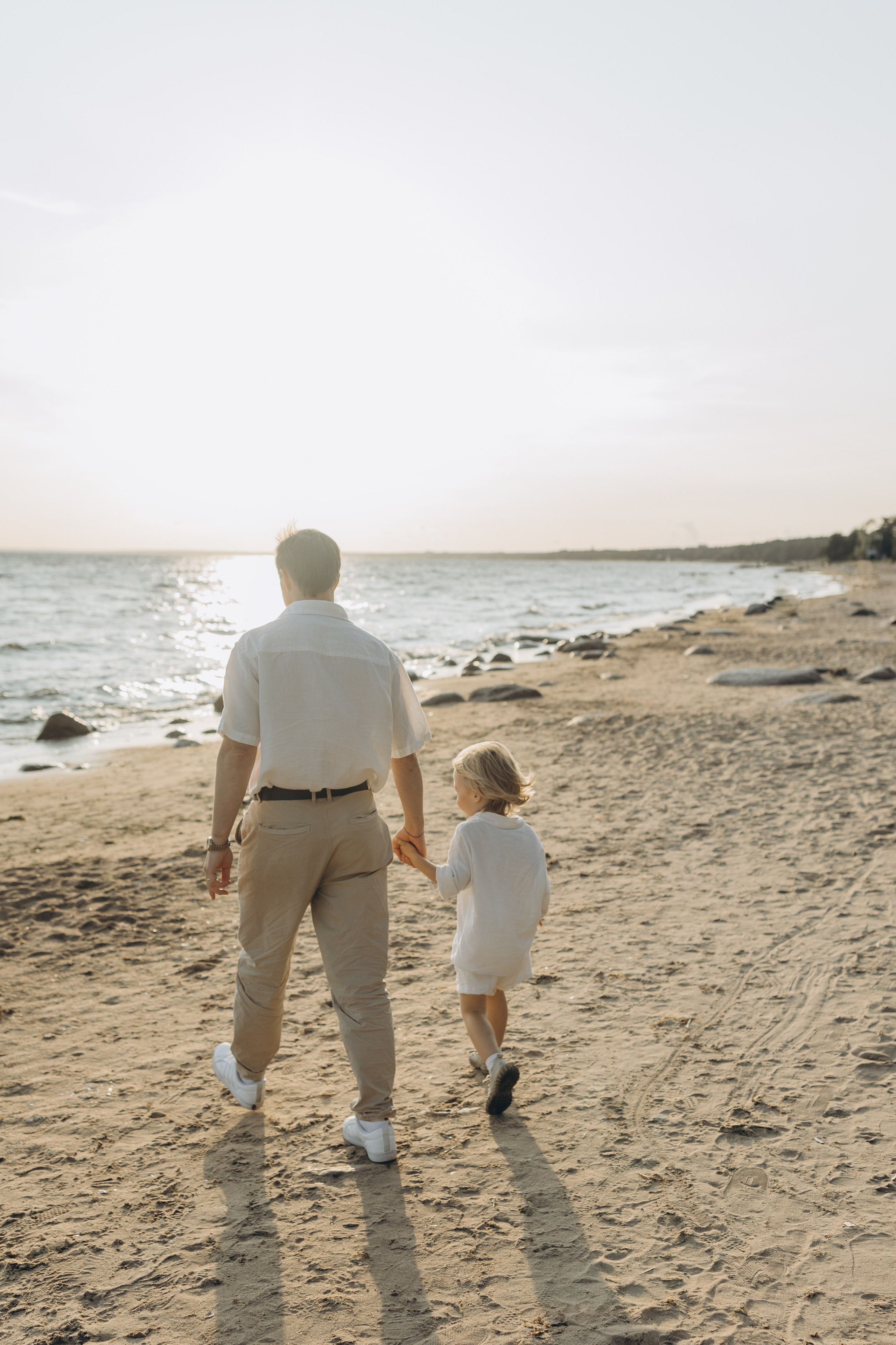 Эмилия, Дмитрий и Демид на Финском заливе. Семейный фотограф в Москве Виктория Ястребинская
