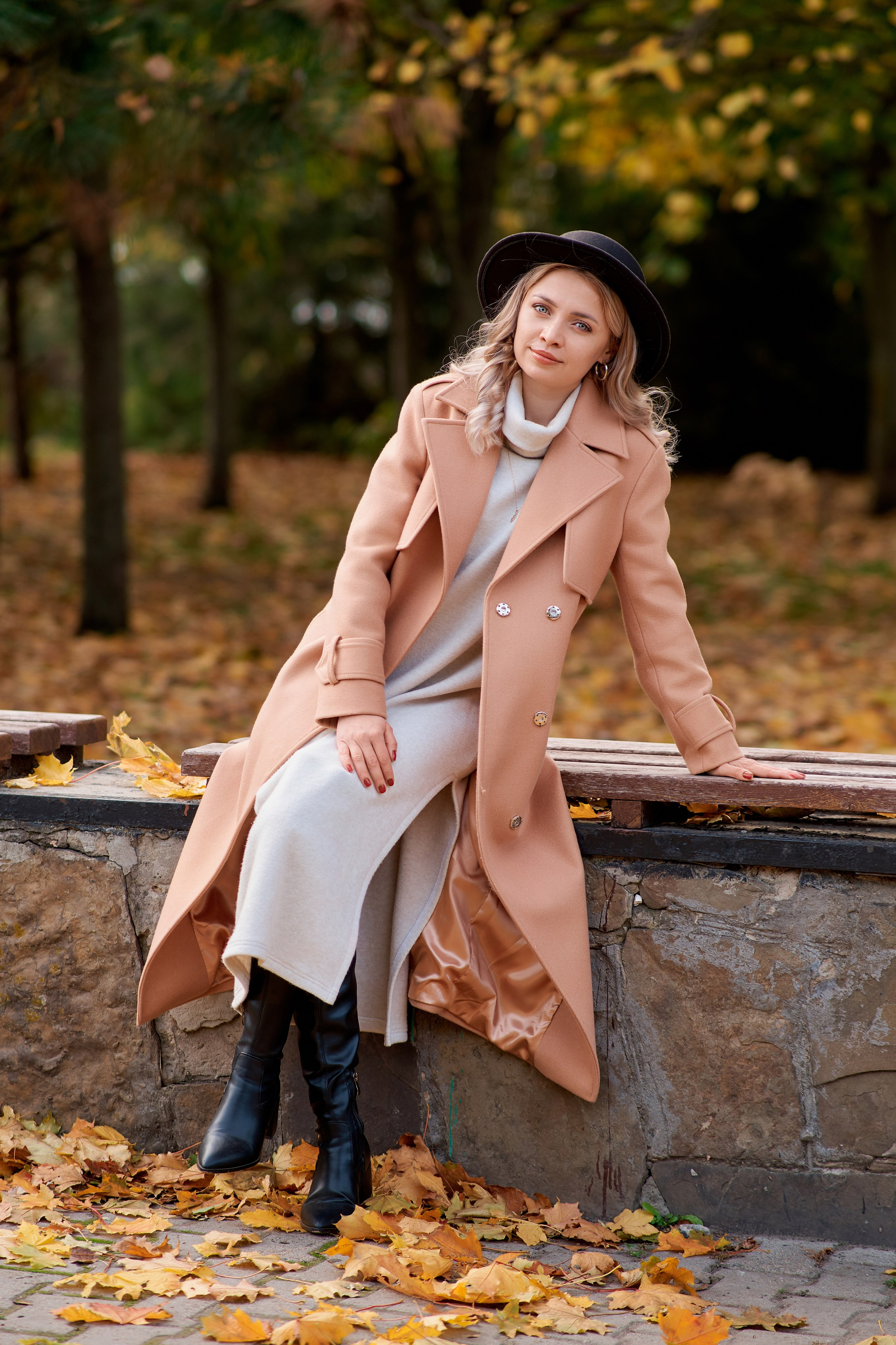 Осенняя прогулка мамы с сыном. Фотограф Таганрог Анна Трайжон