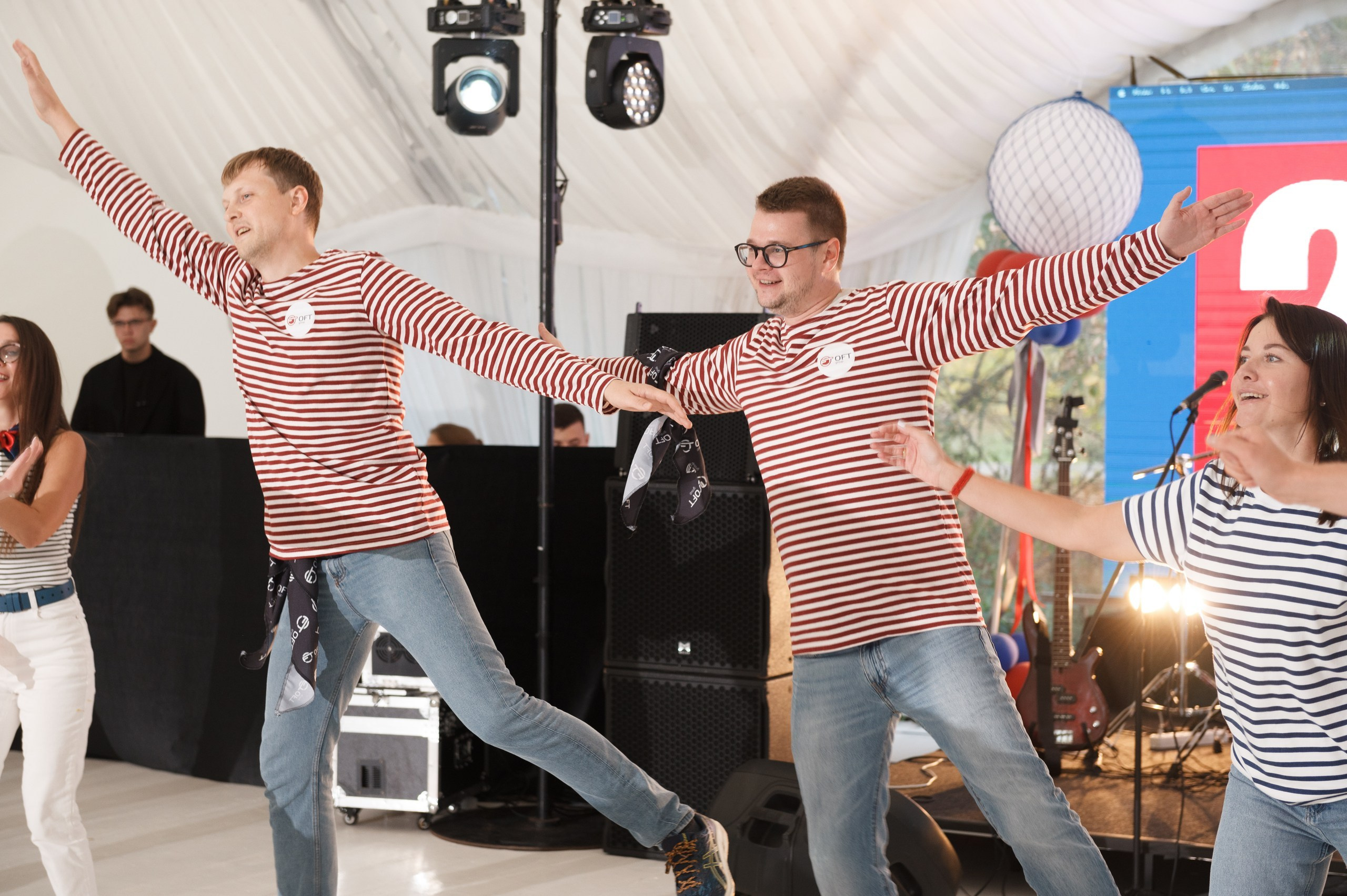 Морская вечеринка в честь Дня Рождения компании. Корпоратив в морской тематике с элементами тимбилдинга для коллектива команды IT компании. Организатор корпоратива агентство ПИОН +79037387515