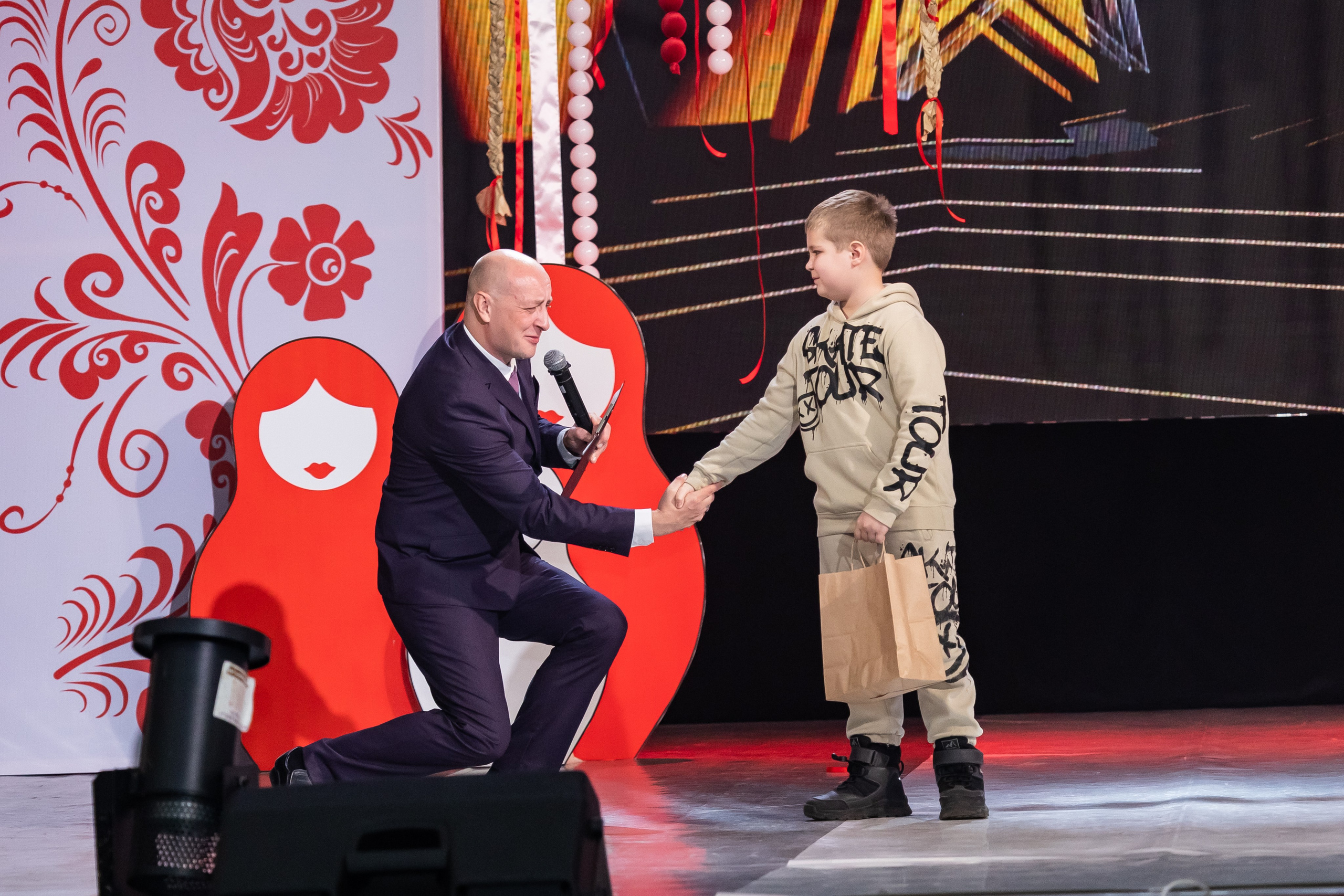 Показ Happy Kids. Выпускные альбомы во Владивостоке