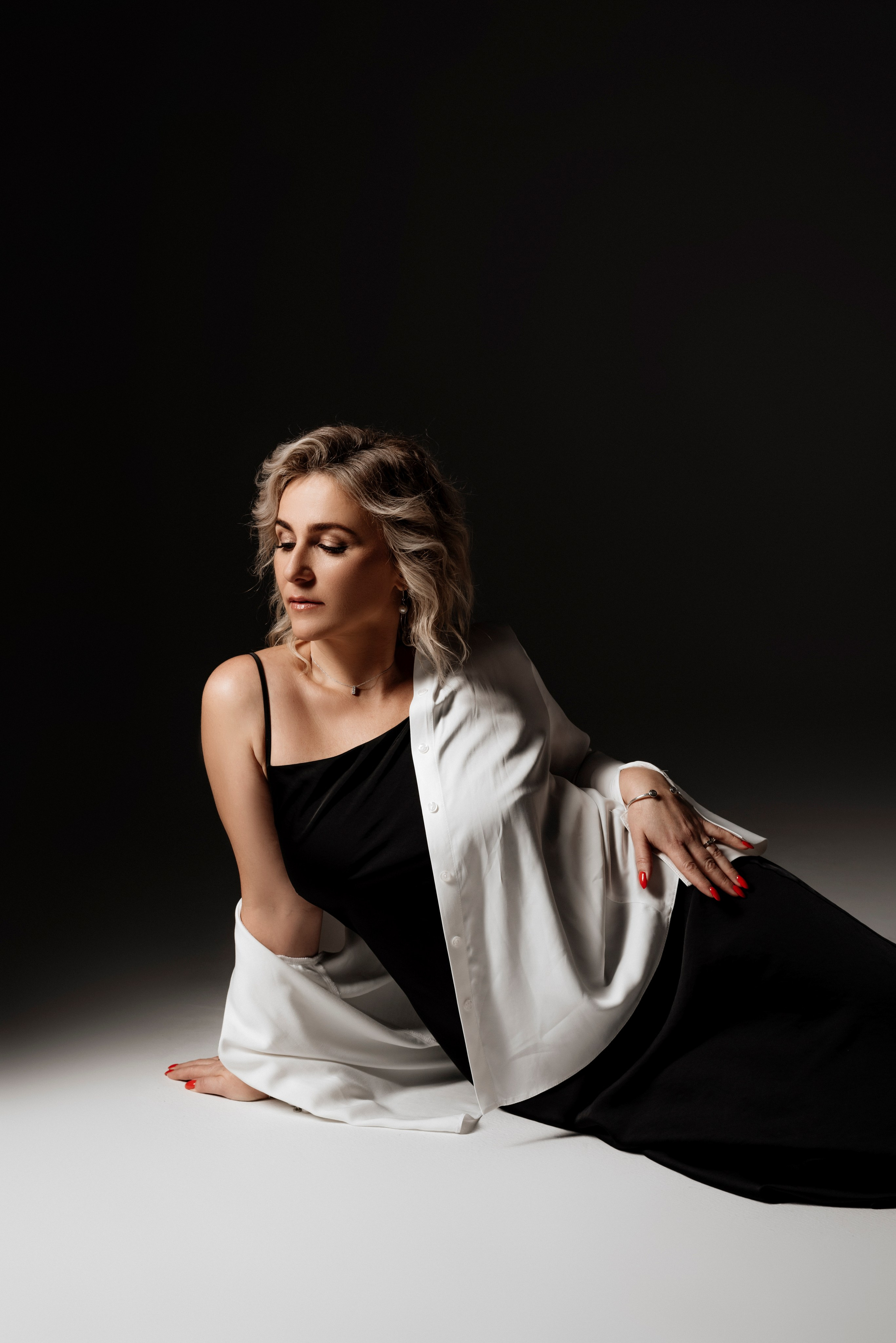 Студийная на циклораме. Фотограф Алексин, Тула