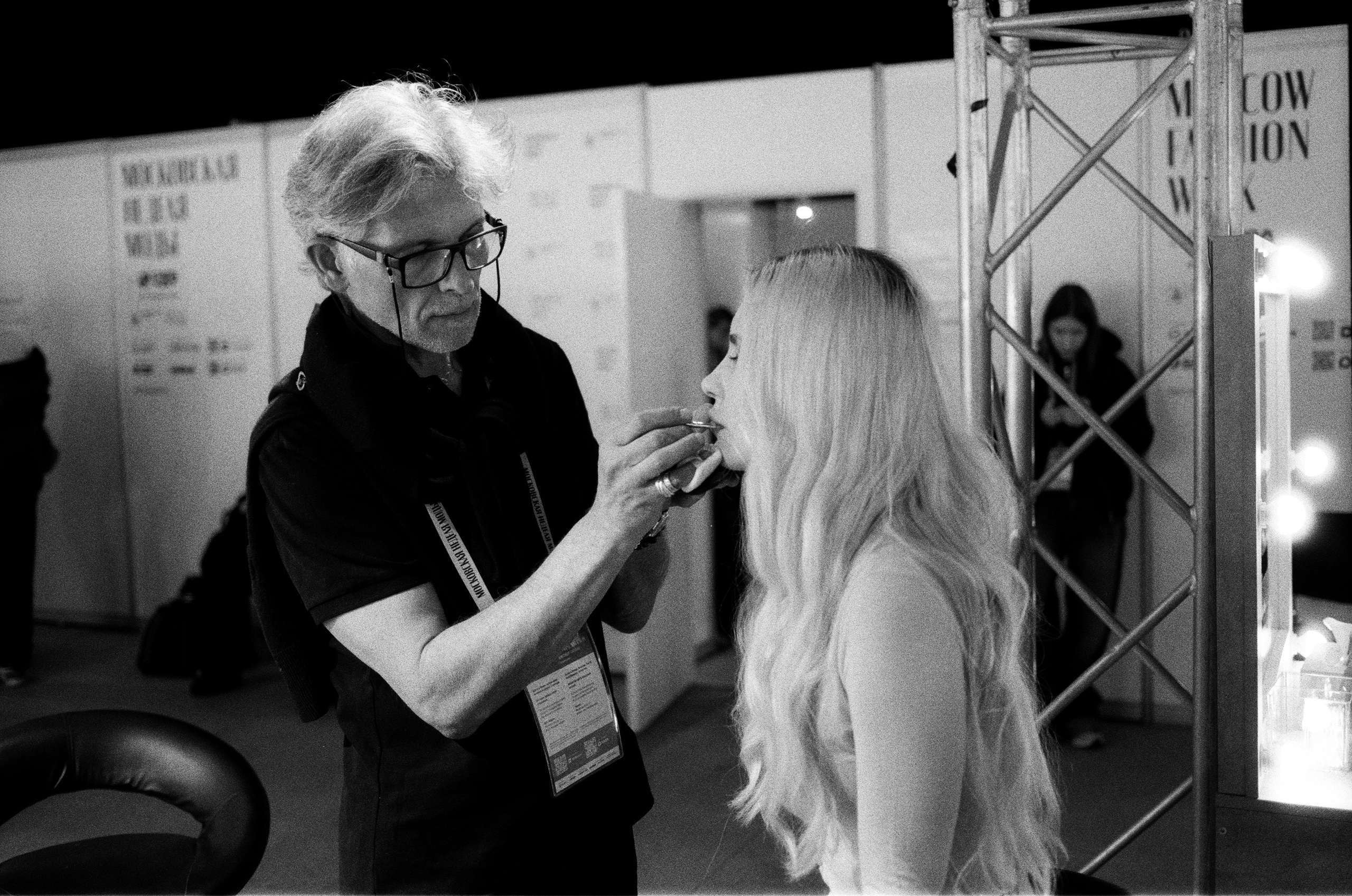 День 1. Плёночный фотограф Москва, Саша Звук