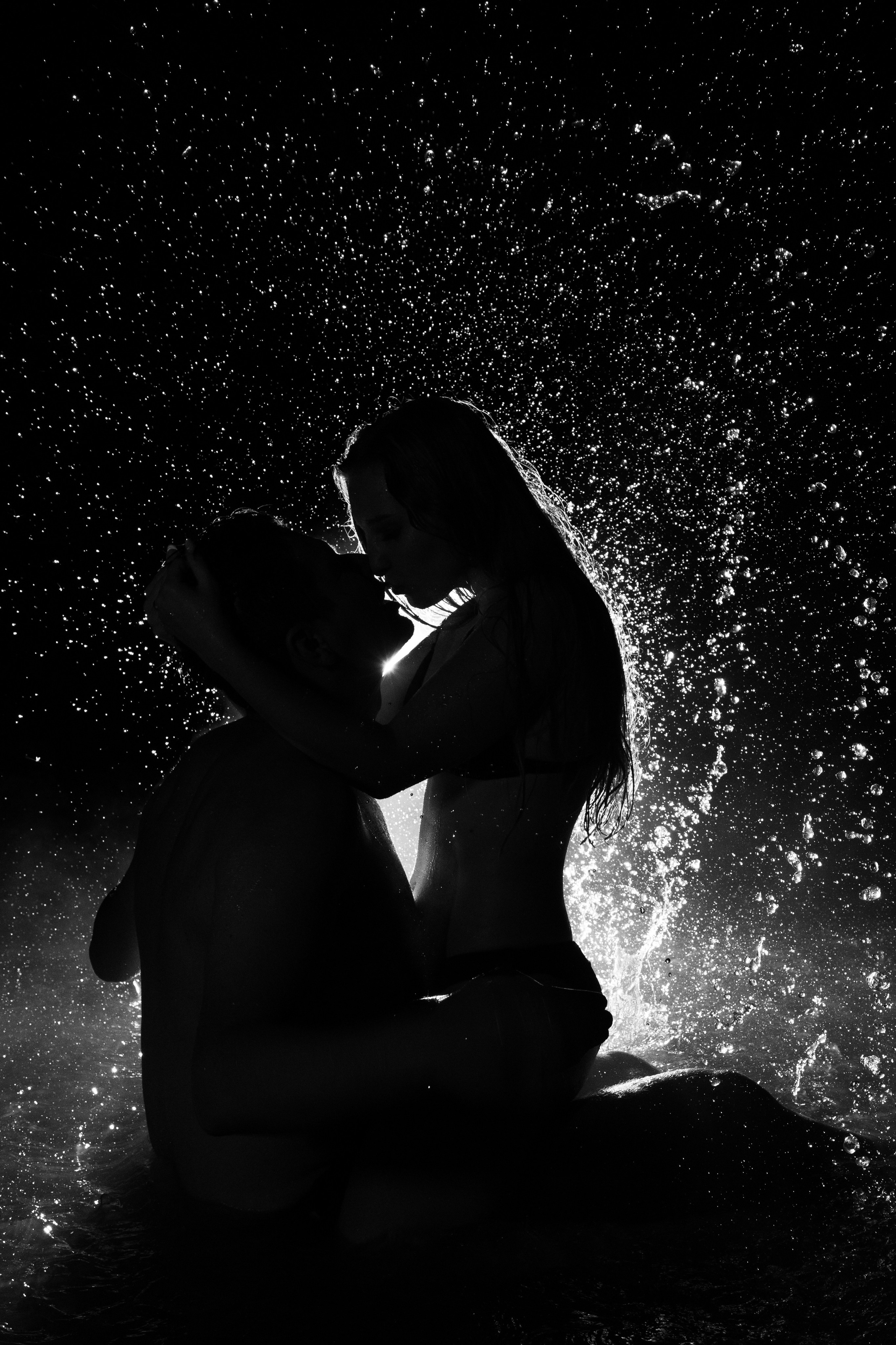 Ночью в озере. Портретный фотограф в Иваново Виталий Павлинский