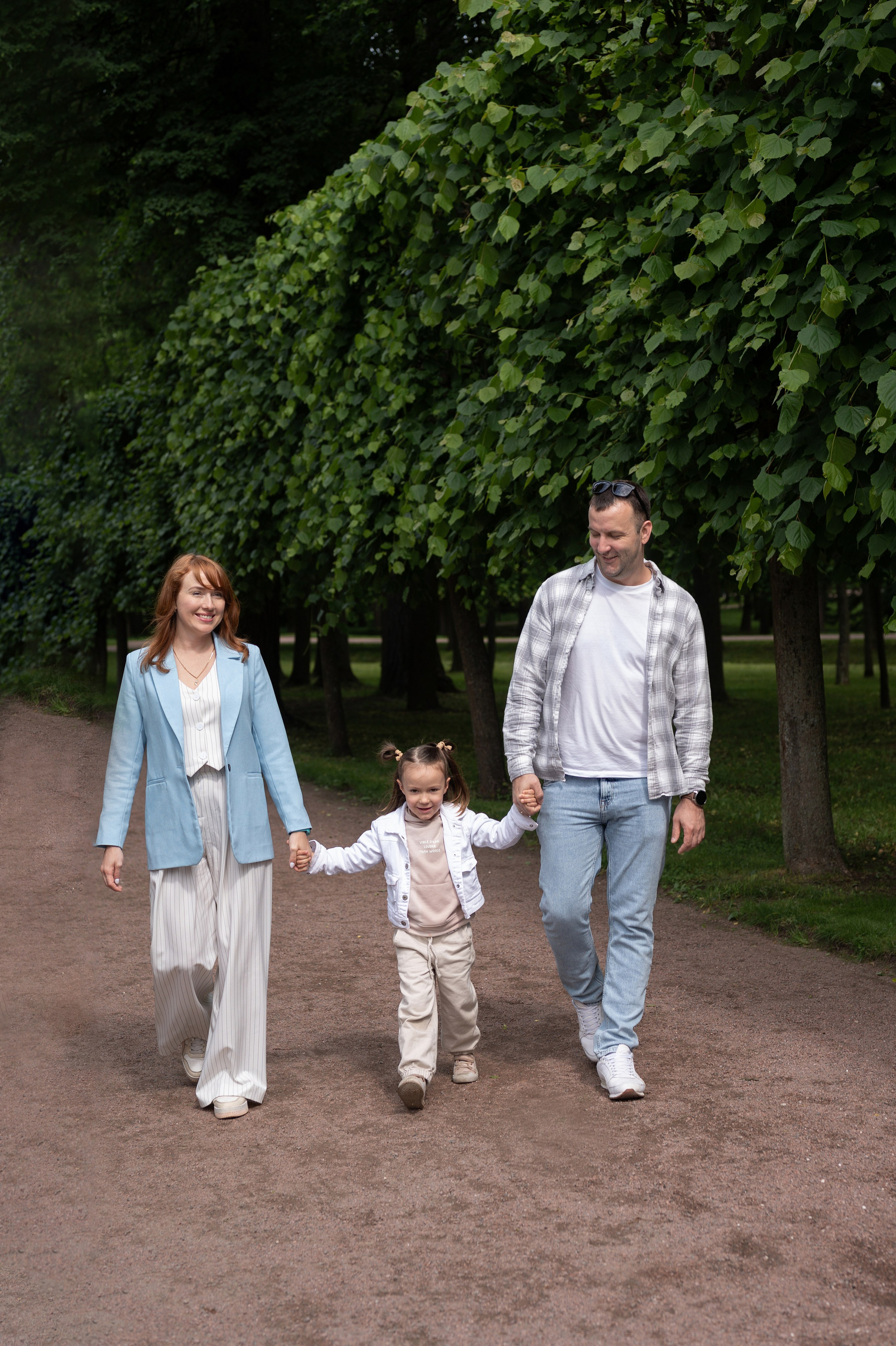 ПЕТЕРГОФ ФОТОПРОГУЛКА. Фотограф Юлия Кондратьева