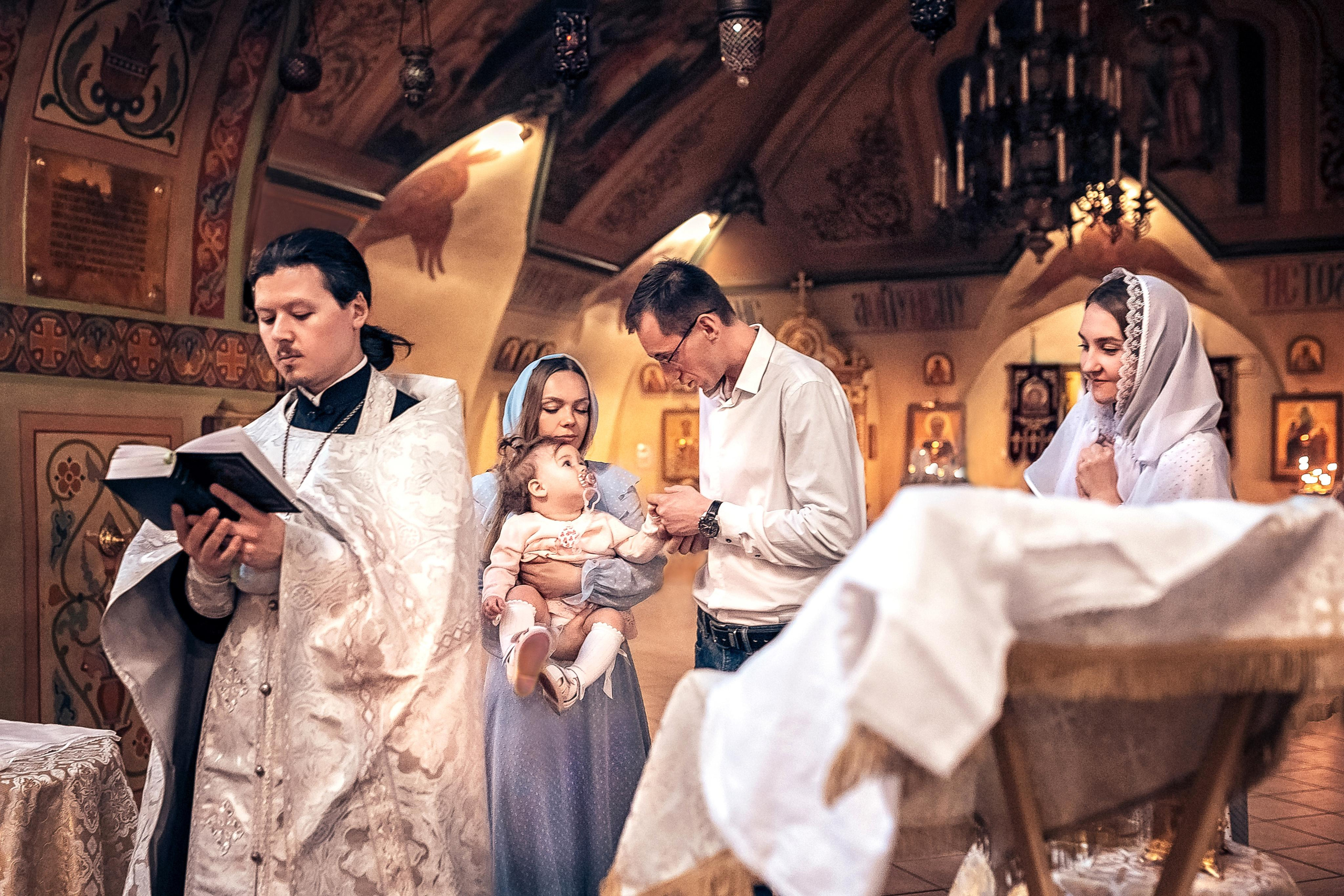 Крещение в храме Григория Неокесарийского на Большой Полянке 18.06.2022. Фотограф крещения и венчания Антонова Надежда г. Москва