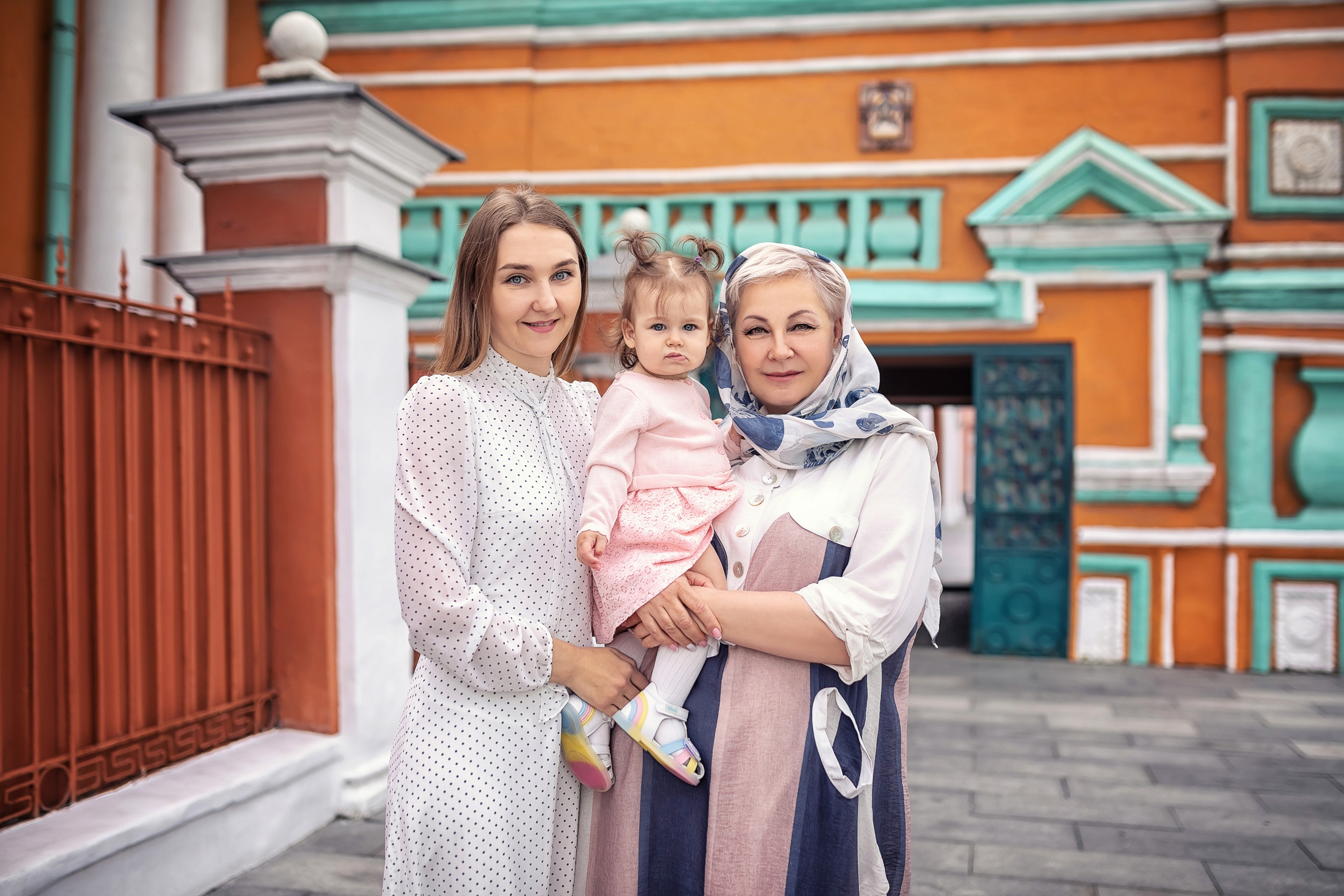 Крещение в храме Григория Неокесарийского на Большой Полянке 18.06.2022. Фотограф крещения и венчания Антонова Надежда г. Москва