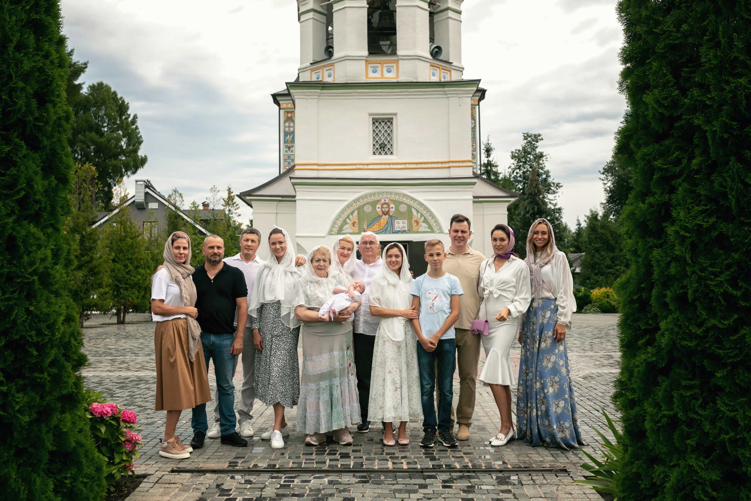 Крещение в храме Успения Пресвятой Богородицы в селе Успенское 08.08.2021. Фотограф крещения и венчания Антонова Надежда г. Москва