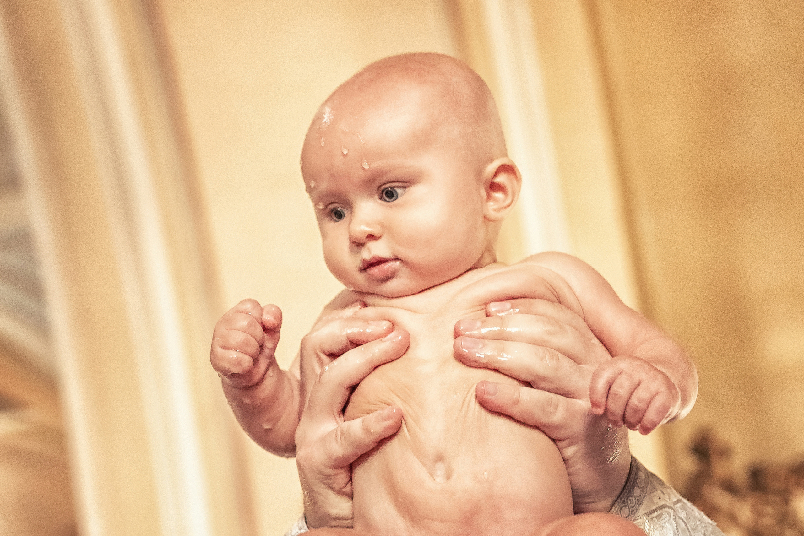 Крещение в храме Косьмы и Дамиана в Болшево 28.08.2021. Фотограф крещения и венчания Антонова Надежда г. Москва