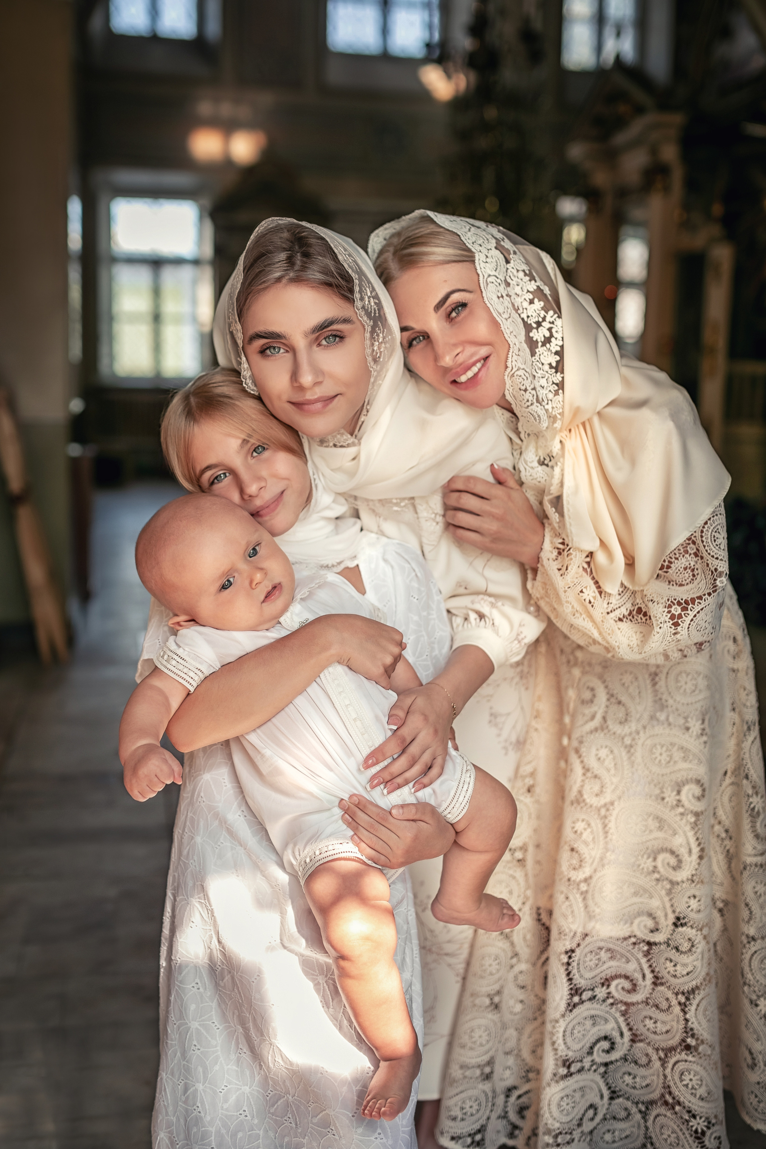 Крещение в храме Косьмы и Дамиана в Болшево 28.08.2021. Фотограф крещения и венчания Антонова Надежда г. Москва