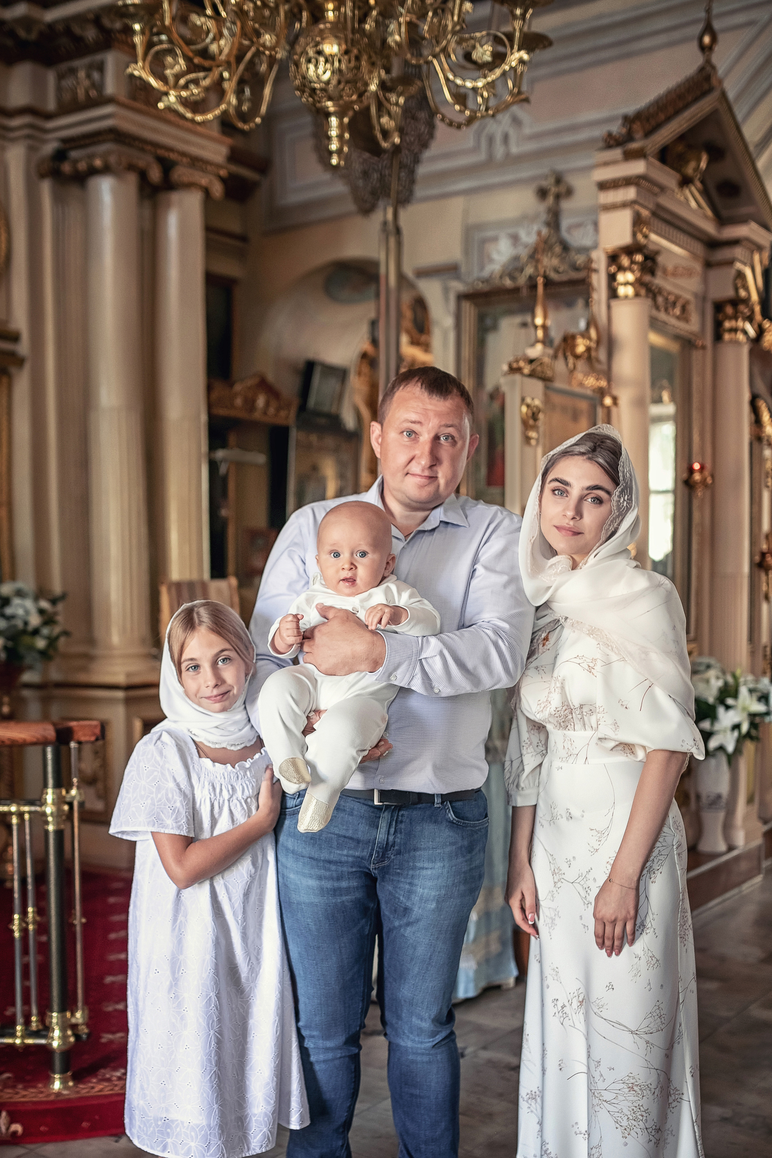 Крещение в храме Косьмы и Дамиана в Болшево 28.08.2021. Фотограф крещения и венчания Антонова Надежда г. Москва