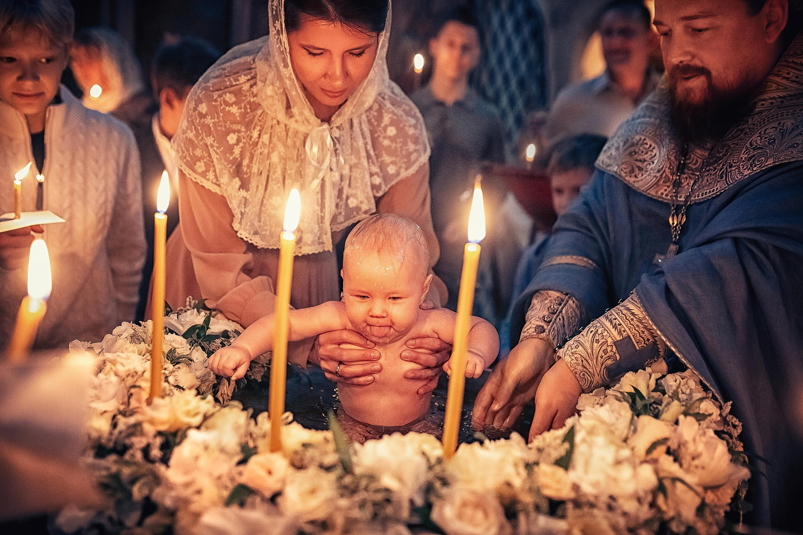 Крещение в храме Троицы Живоначальной в Троицком-Голенищеве 18.09.2022. Фотограф крещения и венчания Антонова Надежда г. Москва