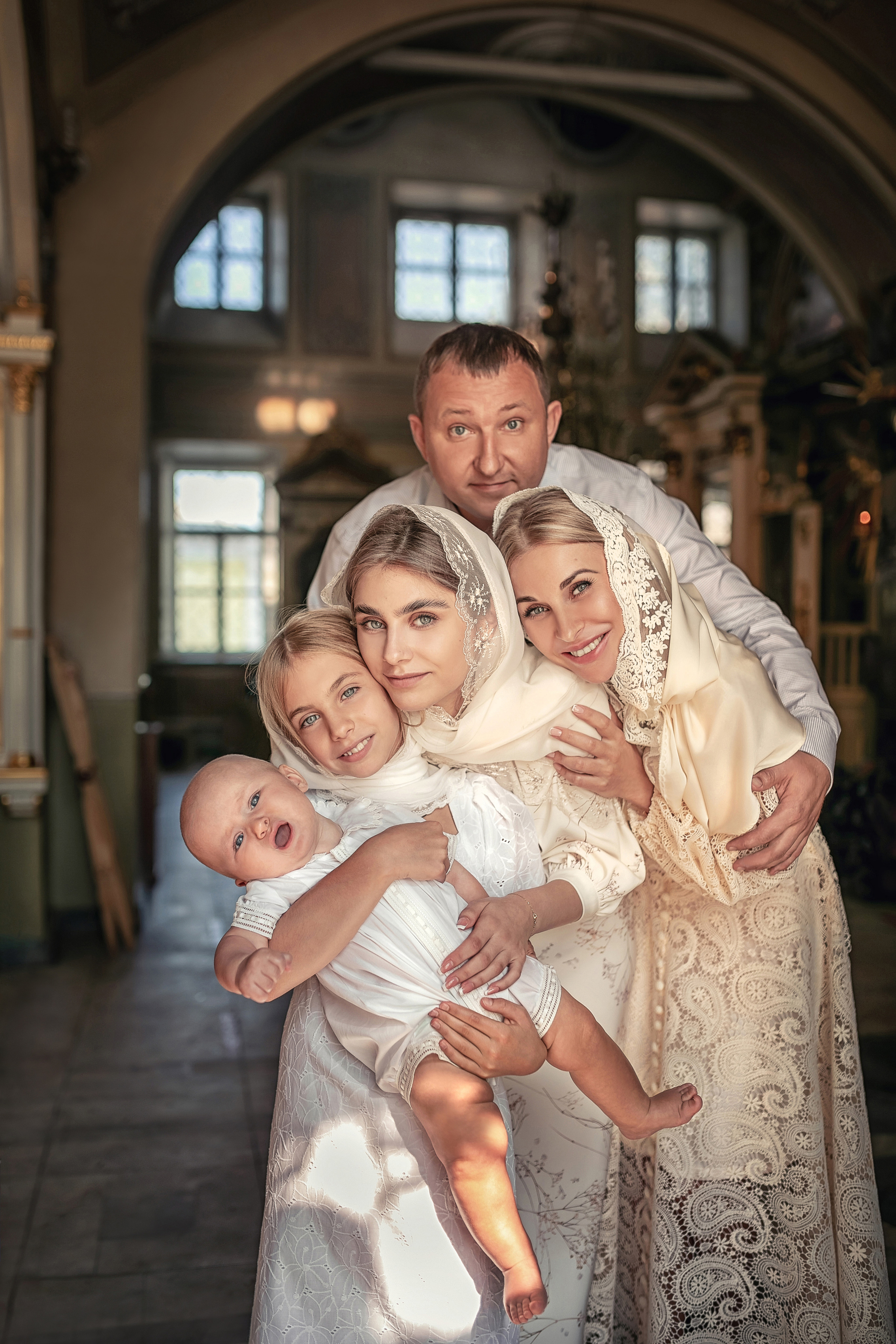 Крещение в храме Косьмы и Дамиана в Болшево 28.08.2021. Фотограф крещения и венчания Антонова Надежда г. Москва