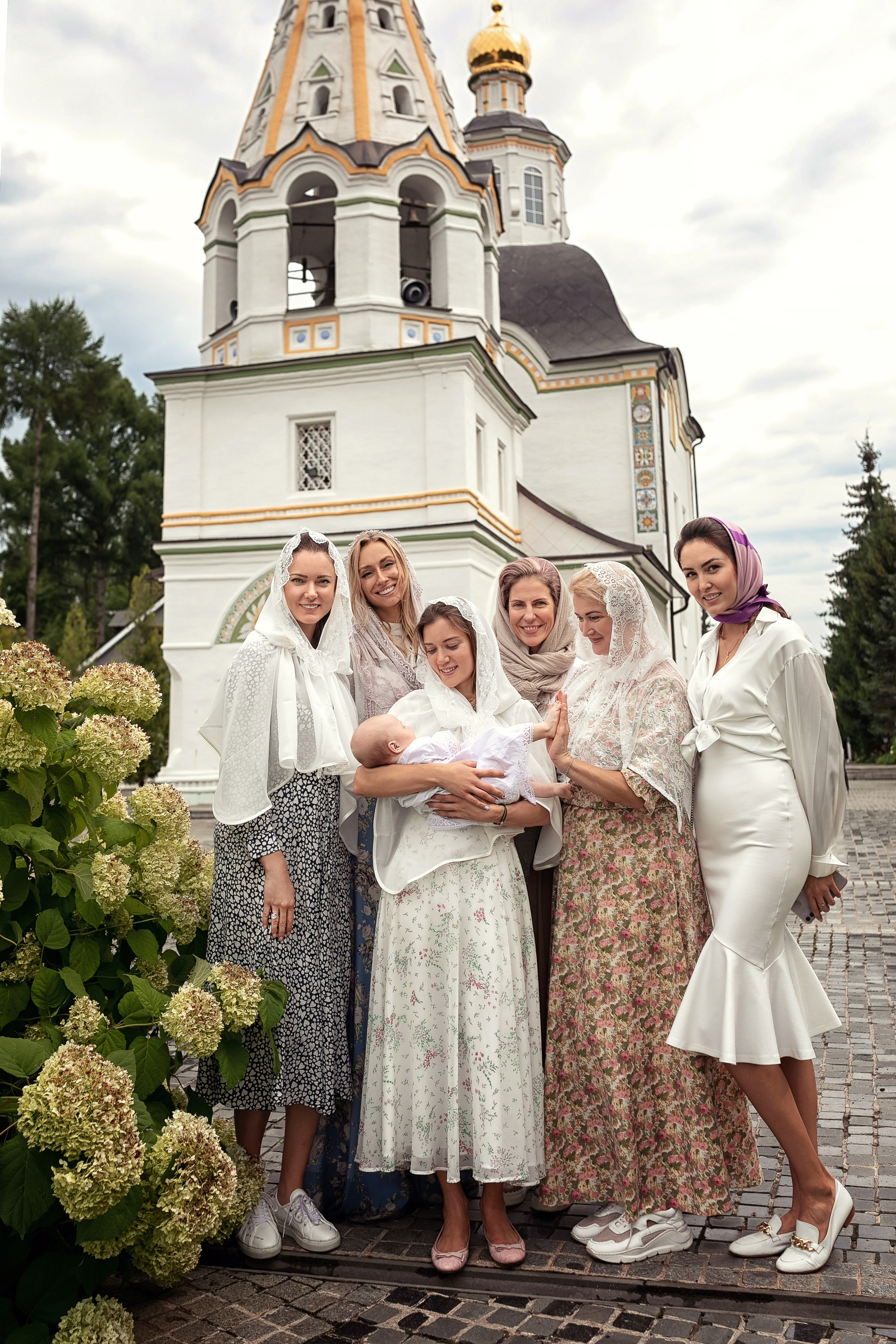 Крещение в храме Успения Пресвятой Богородицы в селе Успенское 08.08.2021. Фотограф крещения и венчания Антонова Надежда г. Москва