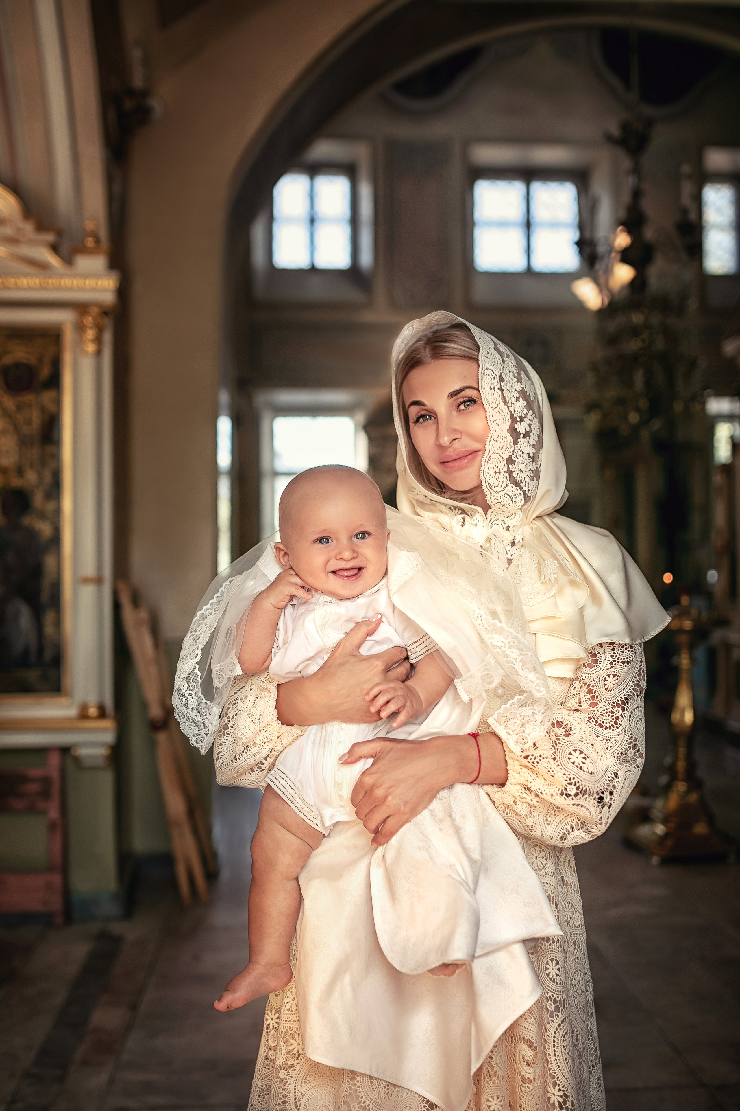 Крещение в храме Косьмы и Дамиана в Болшево 28.08.2021. Фотограф крещения и венчания Антонова Надежда г. Москва